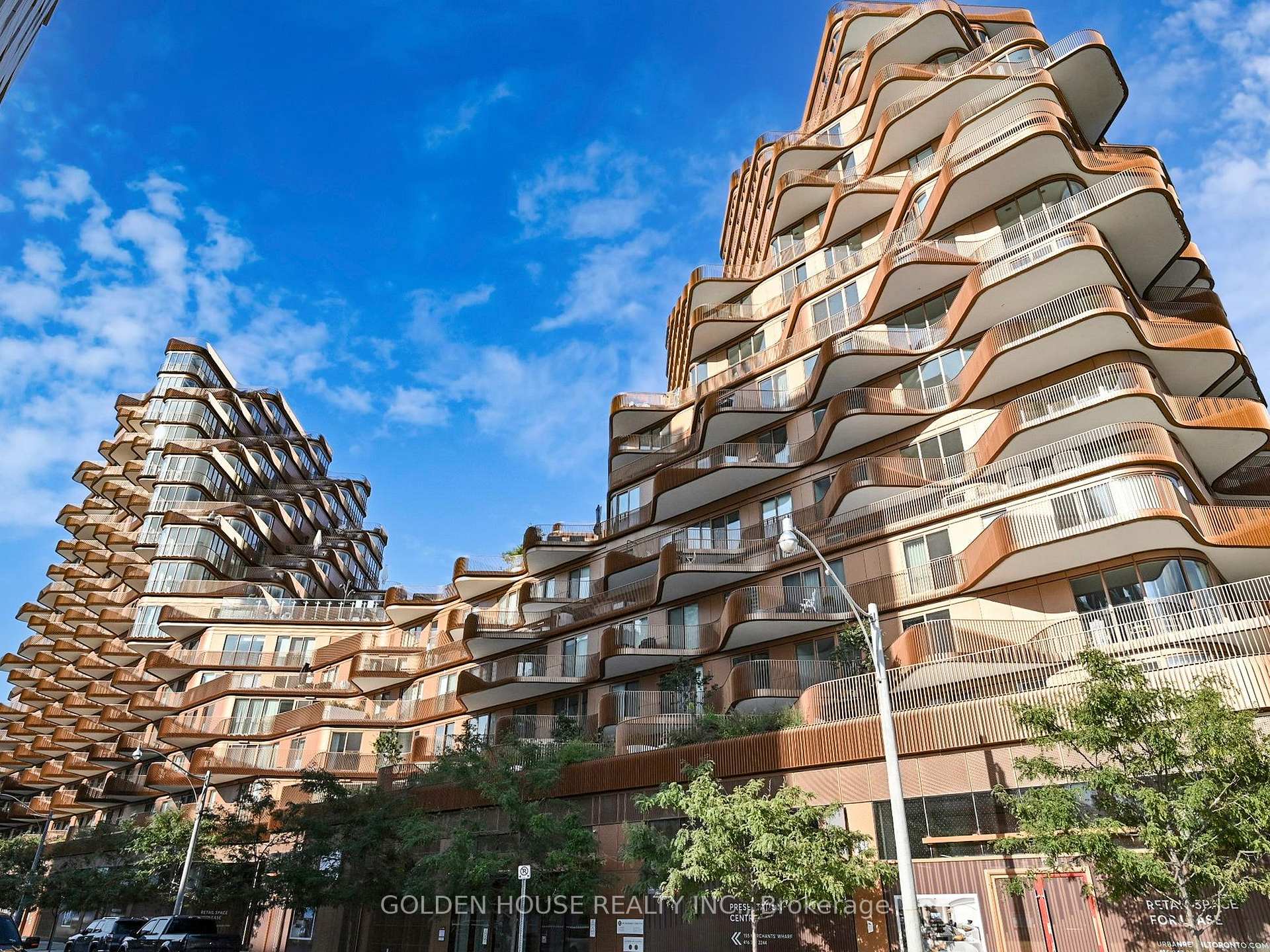 155 Merchants' Wharf N/A LPH22