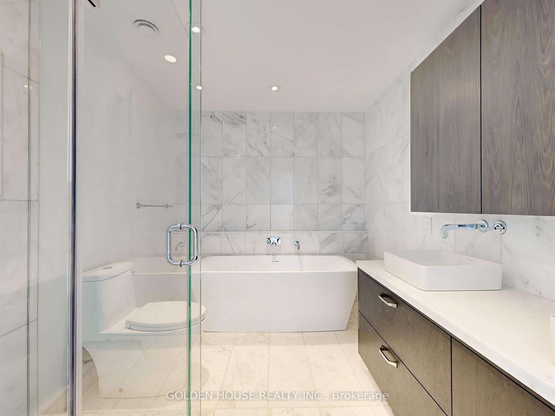 155 Merchants' Wharf N/A LPH22