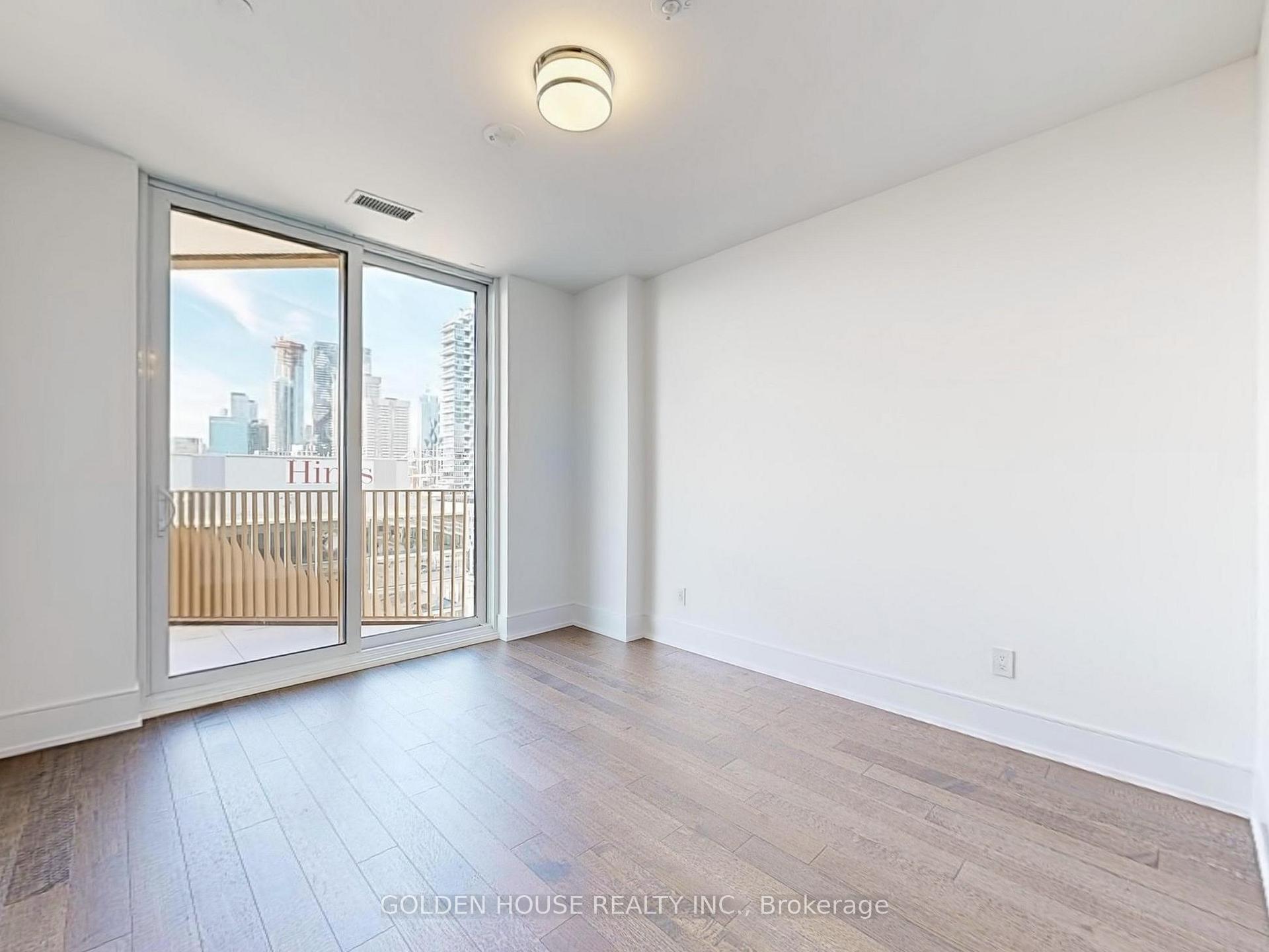 155 Merchants' Wharf N/A LPH22