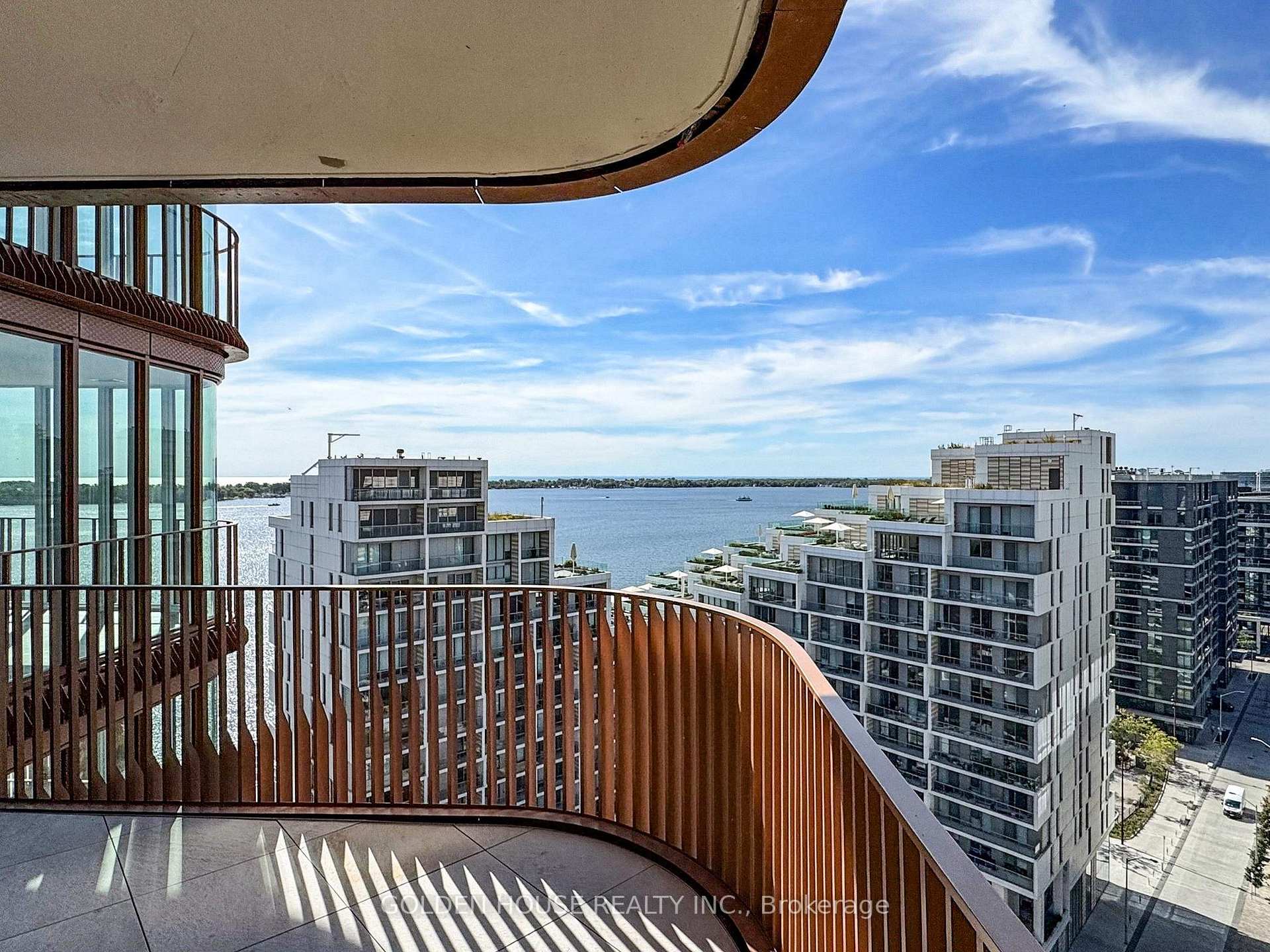 155 Merchants' Wharf N/A LPH22