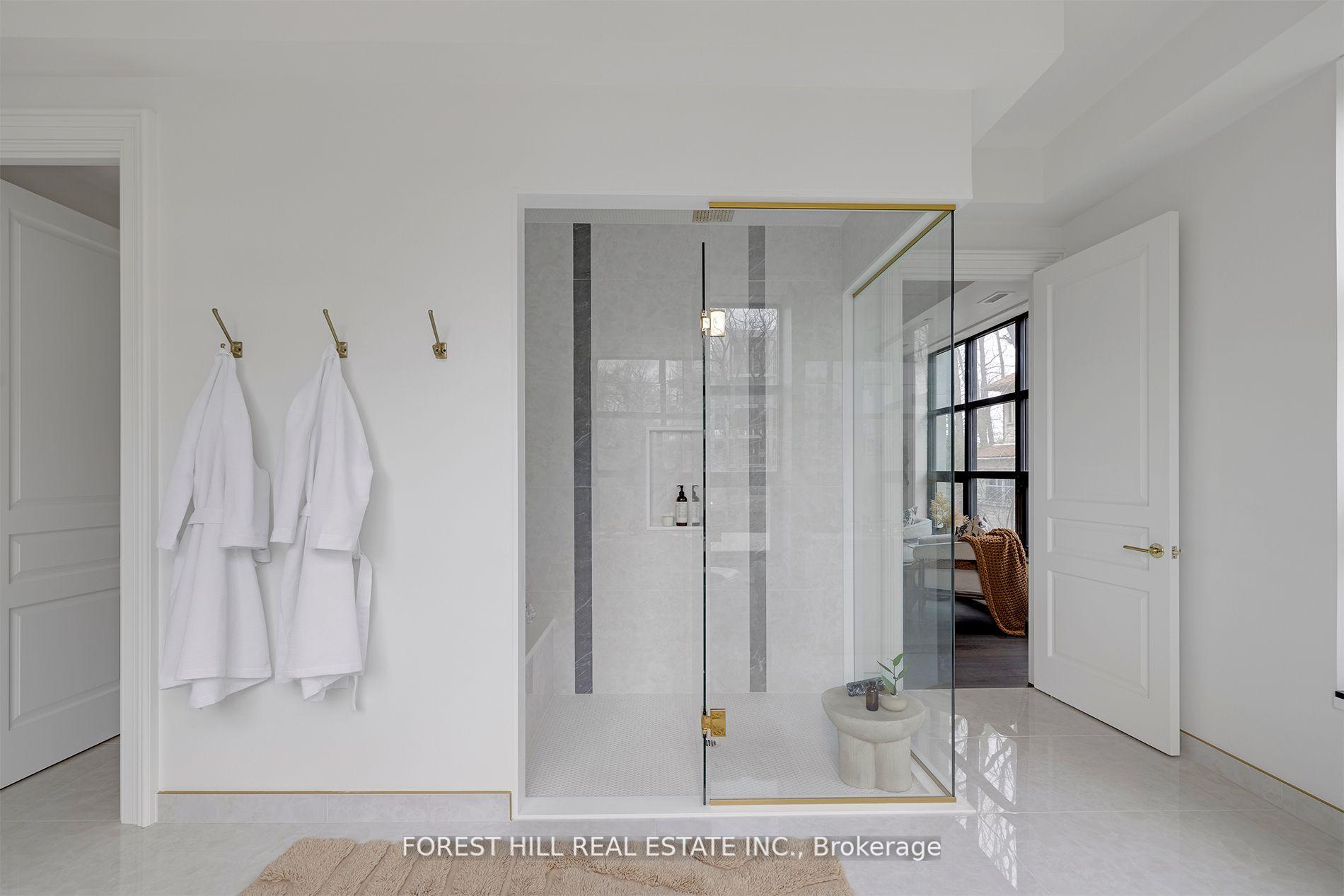 200 Russell Hill Road 303