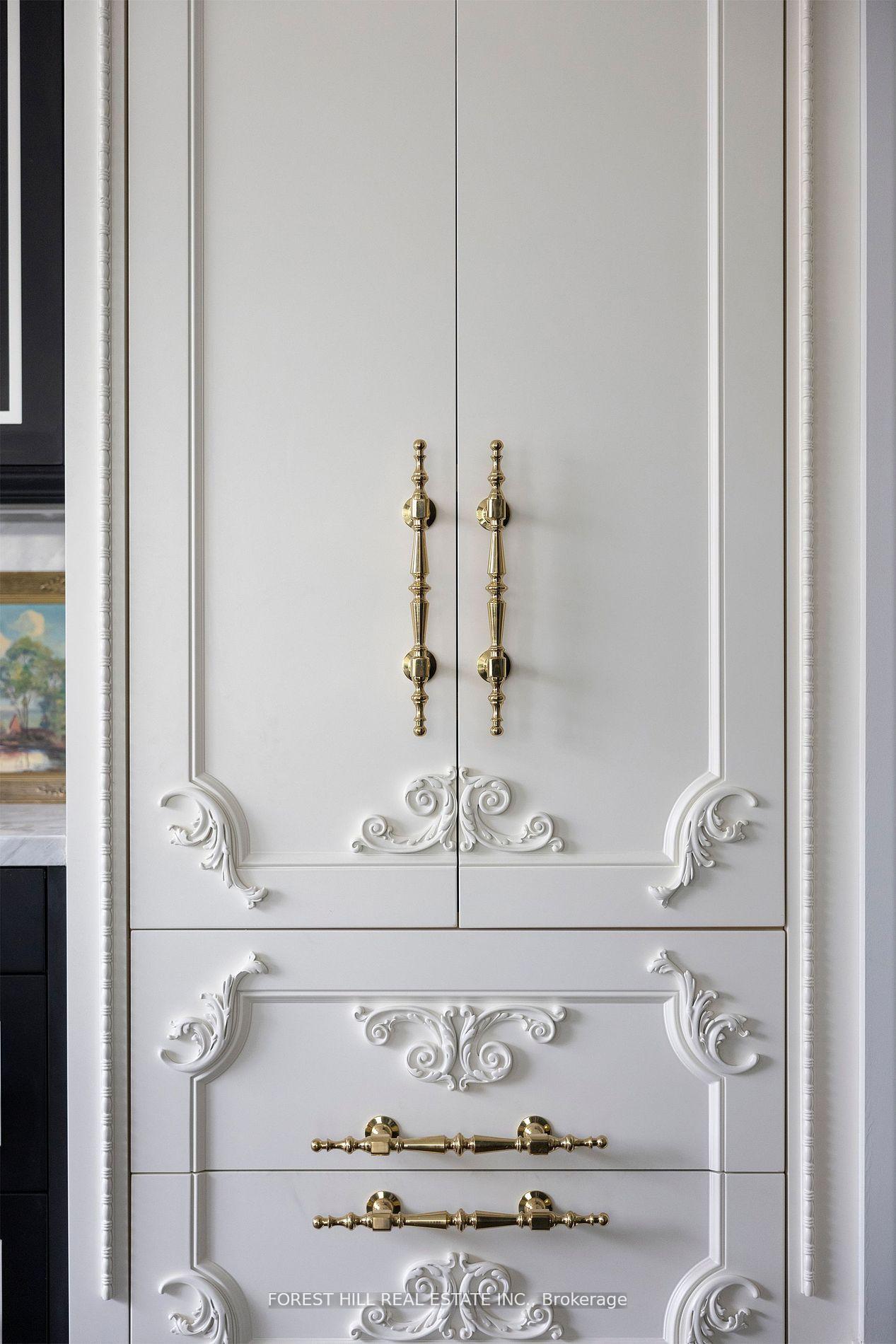 200 Russell Hill Road 303