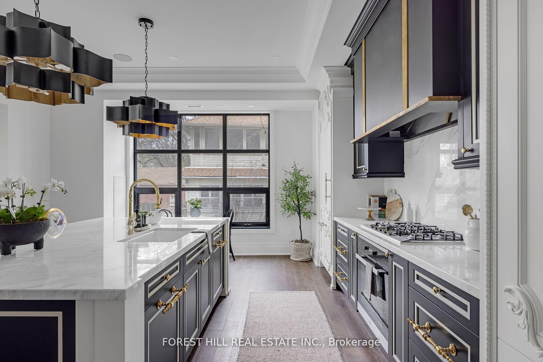 200 Russell Hill Road 303