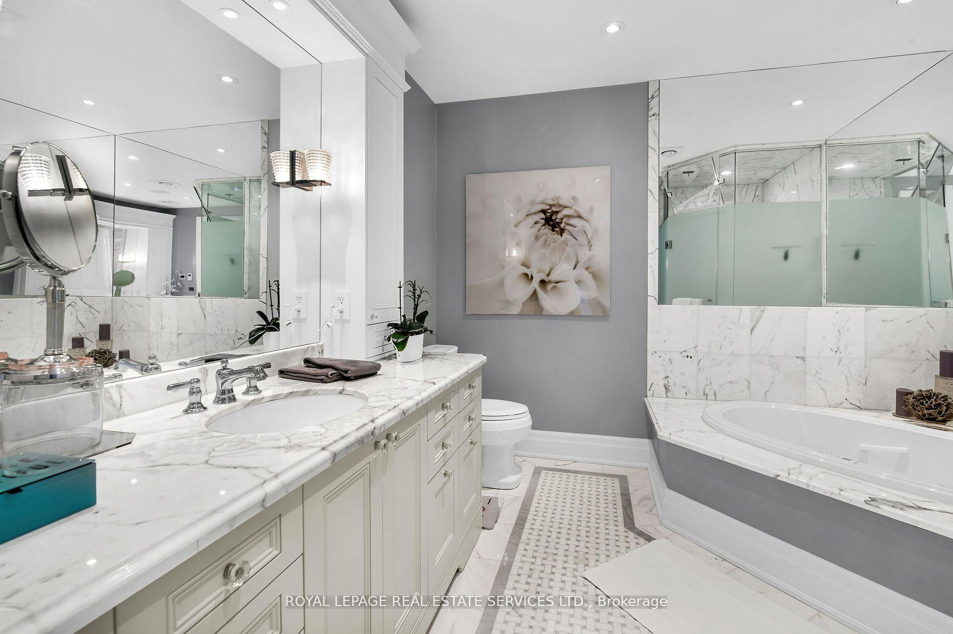 155 St Clair Avenue W 1701