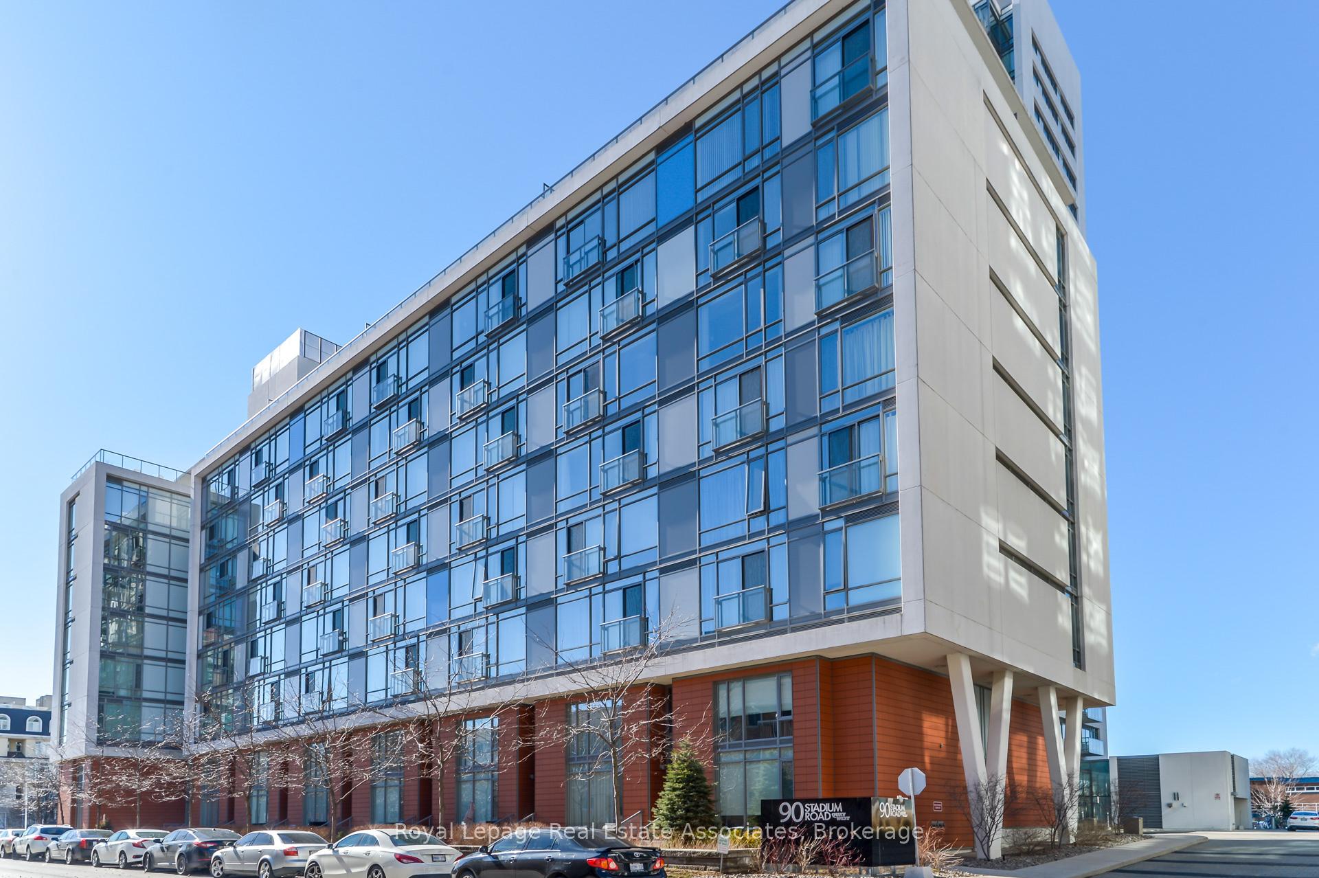 90 Stadium Road 1002