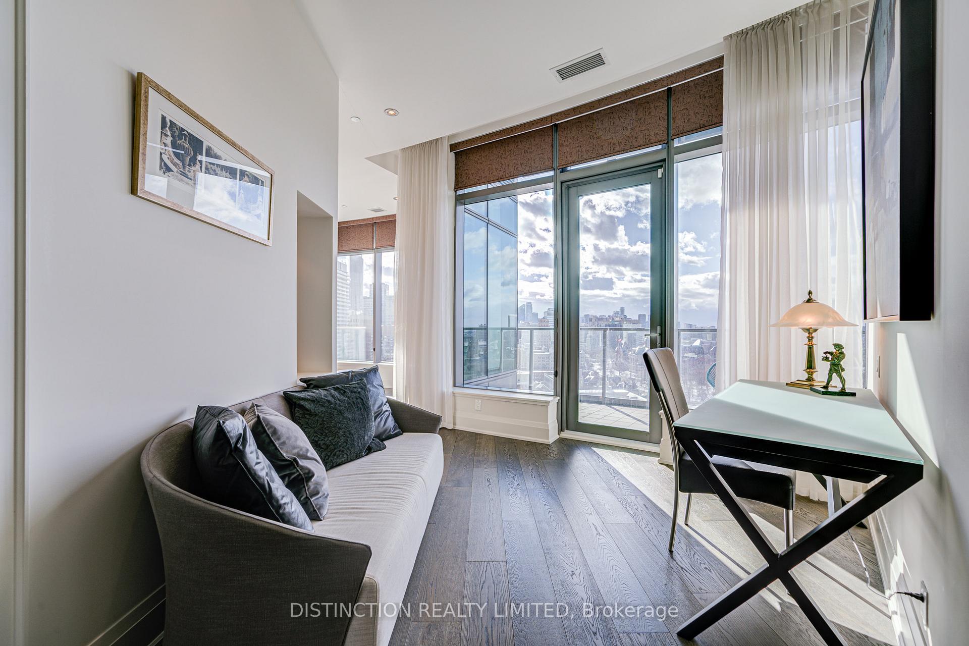 77 W Charles Street W 1603