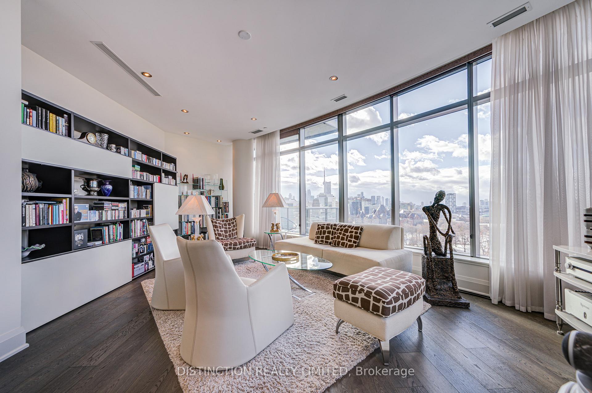 77 W Charles Street W 1603