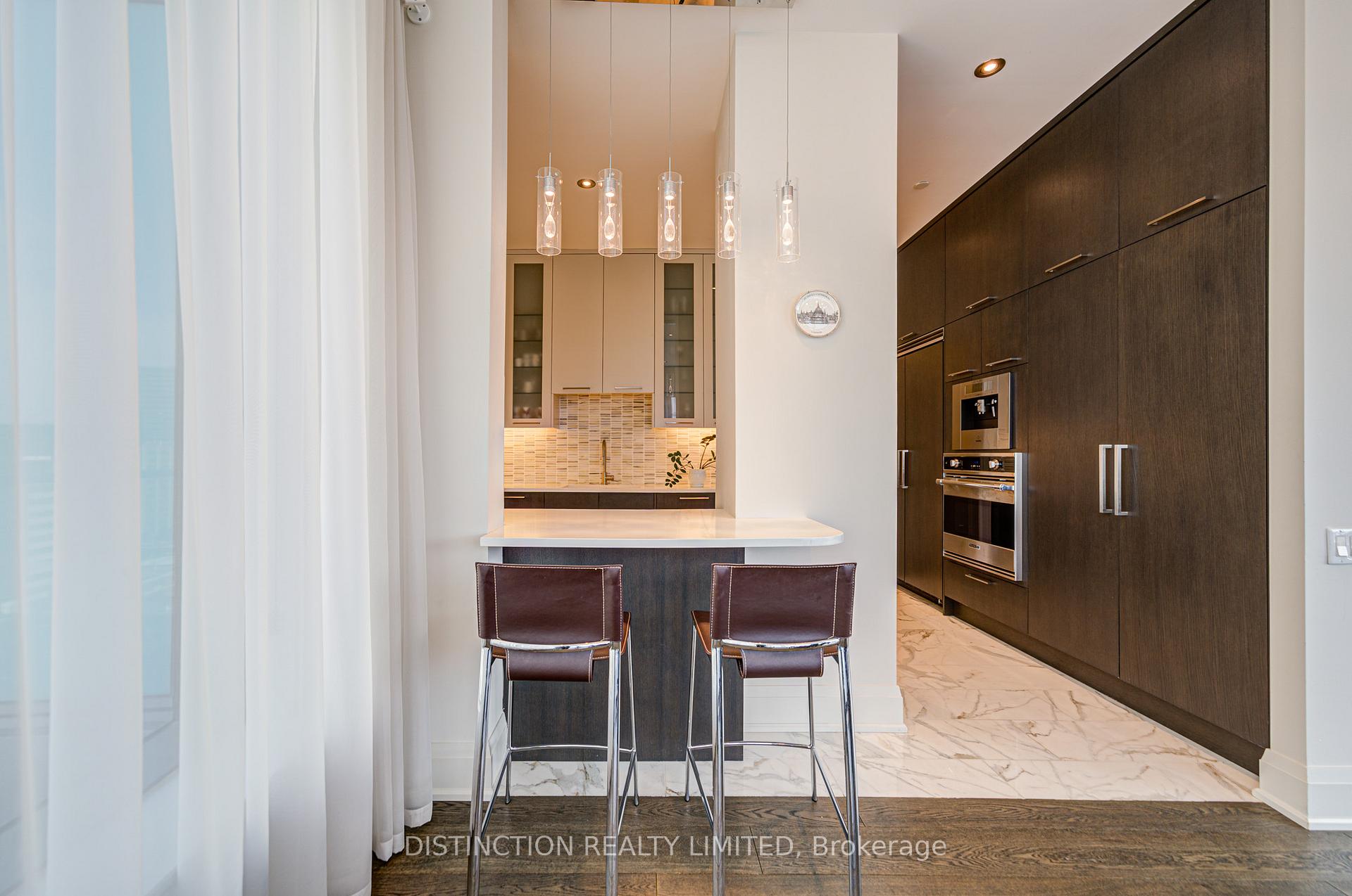 77 W Charles Street W 1603