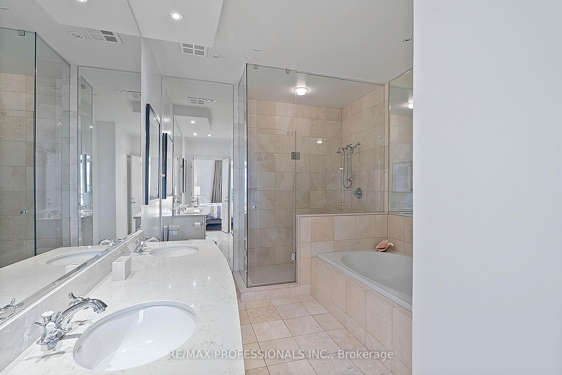 99 Avenue Road SUBPH3