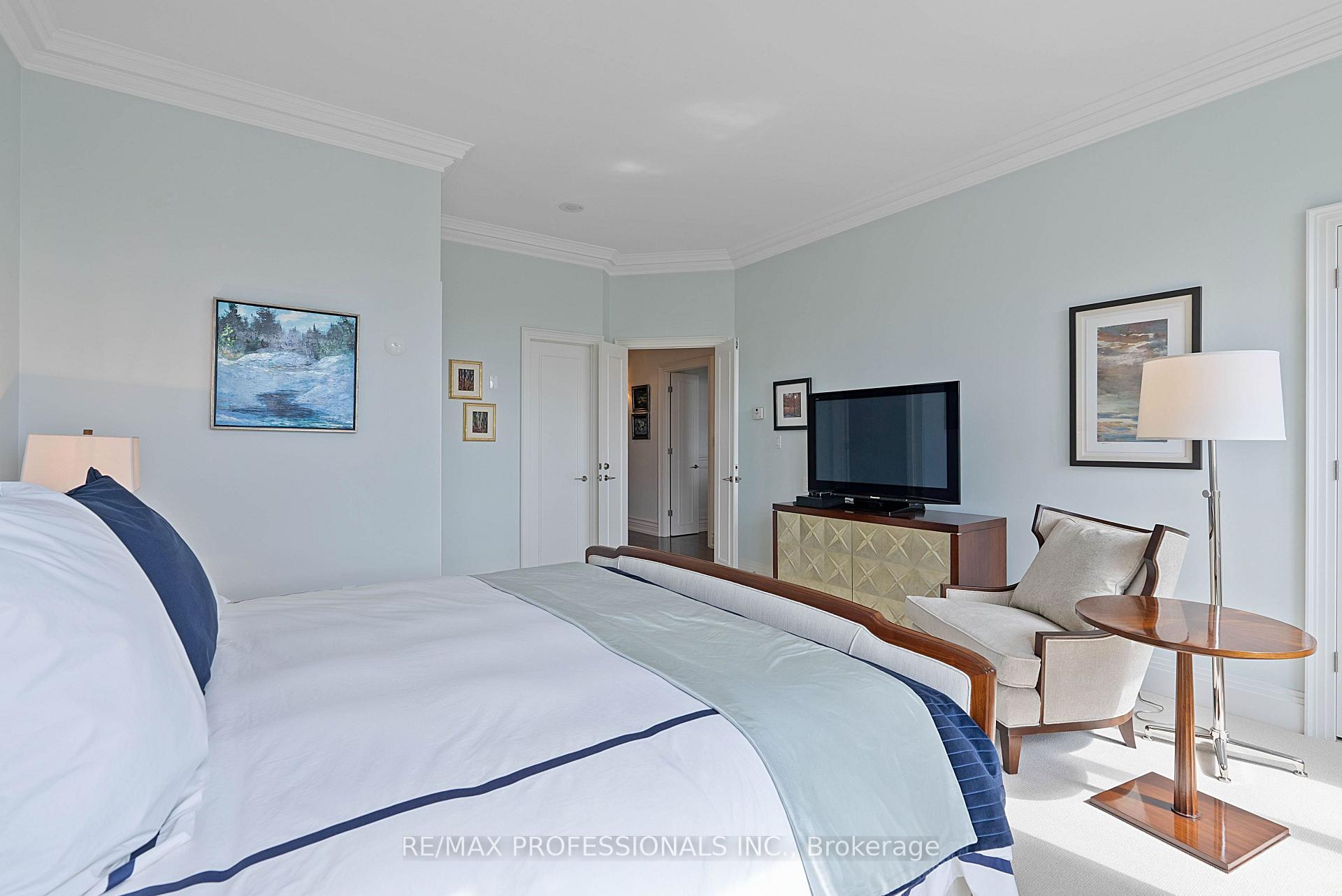 99 Avenue Road SUBPH3