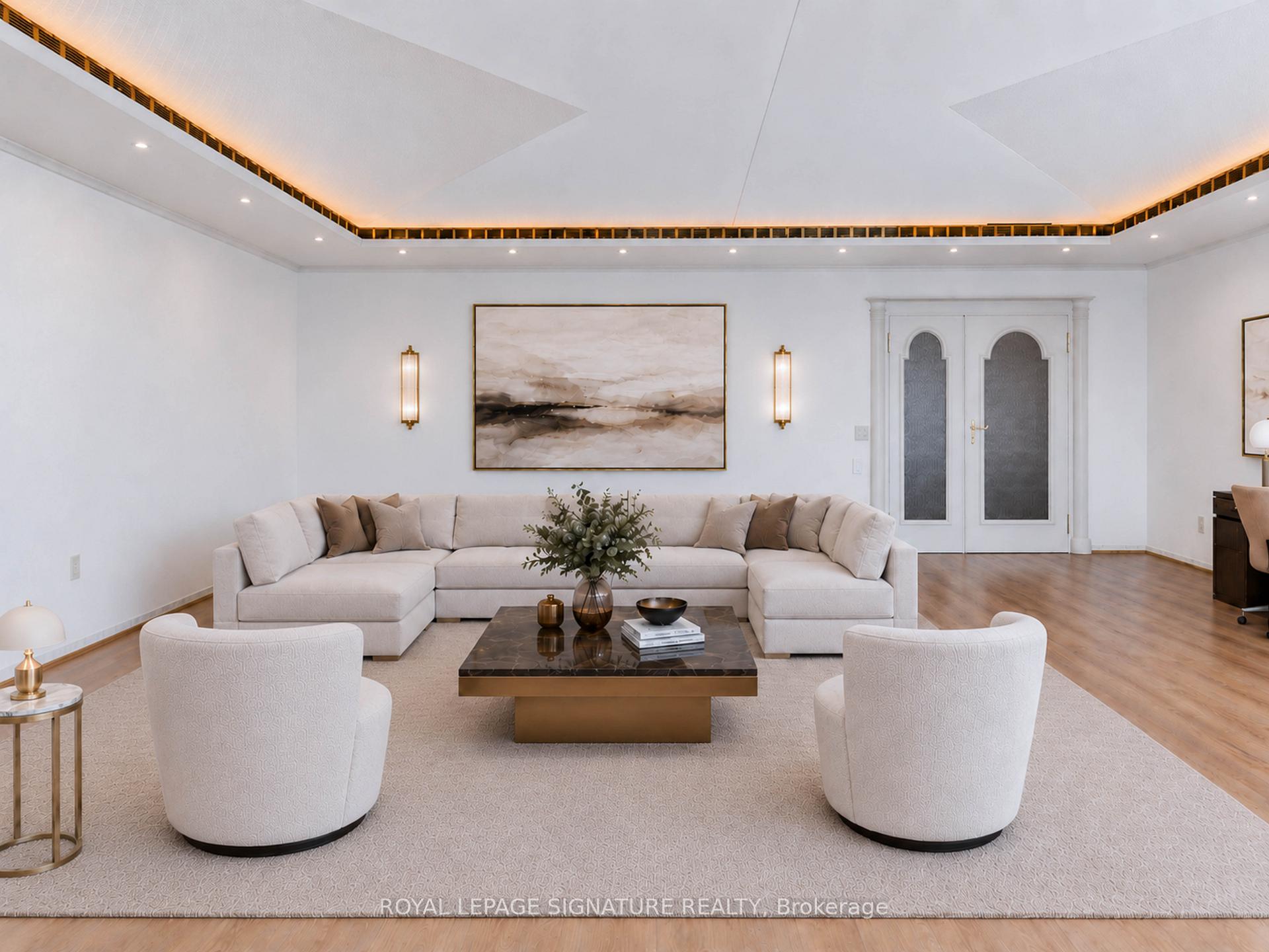55 Harbour Square PH10