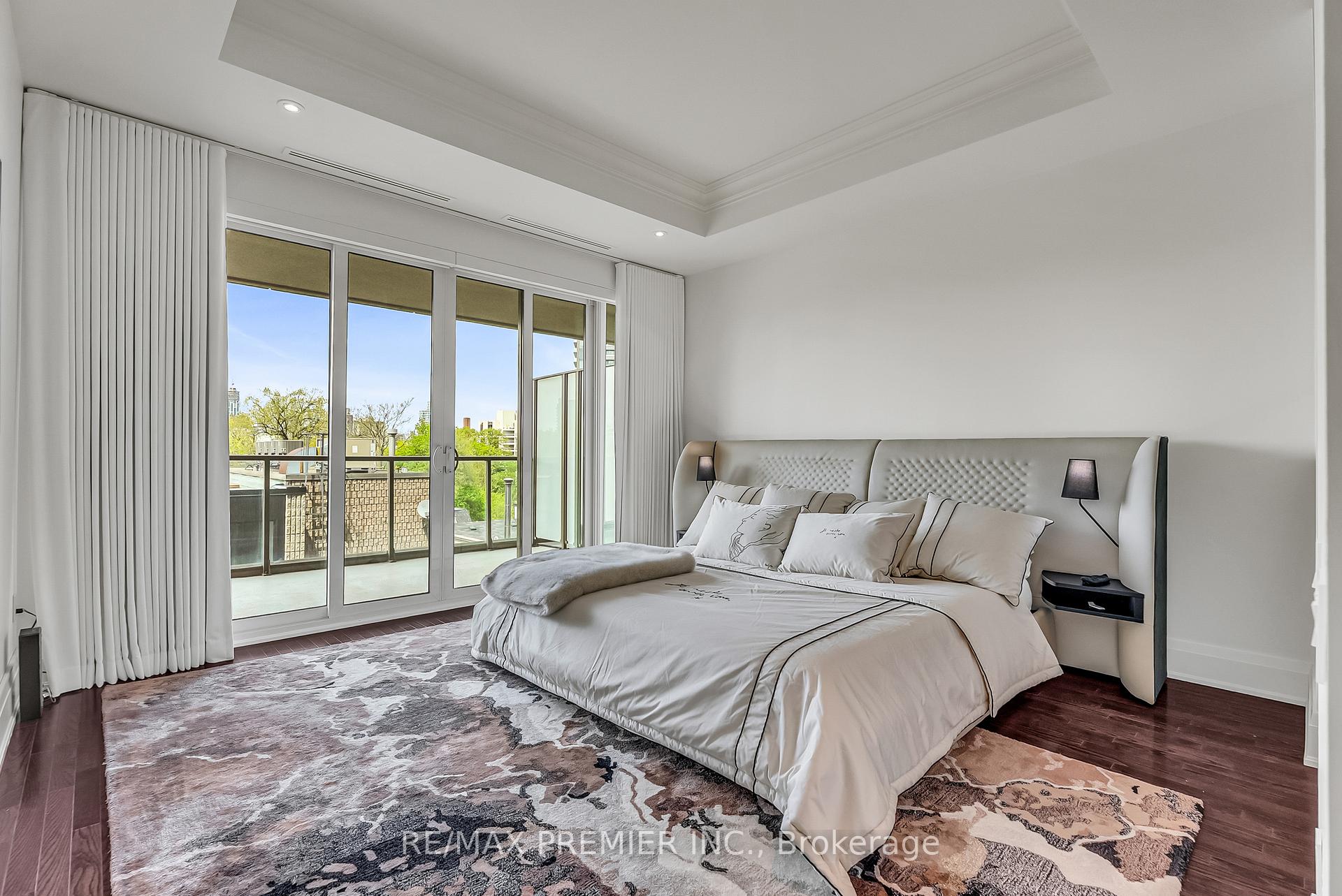 80 Yorkville Avenue 502, Toronto Unit: 502