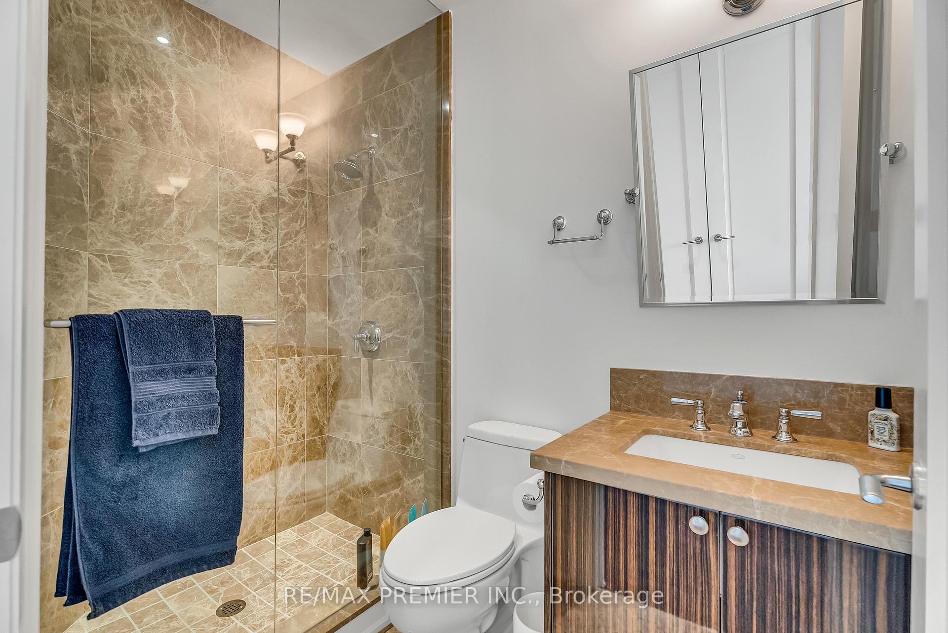 80 Yorkville Avenue 502, Toronto Unit: 502