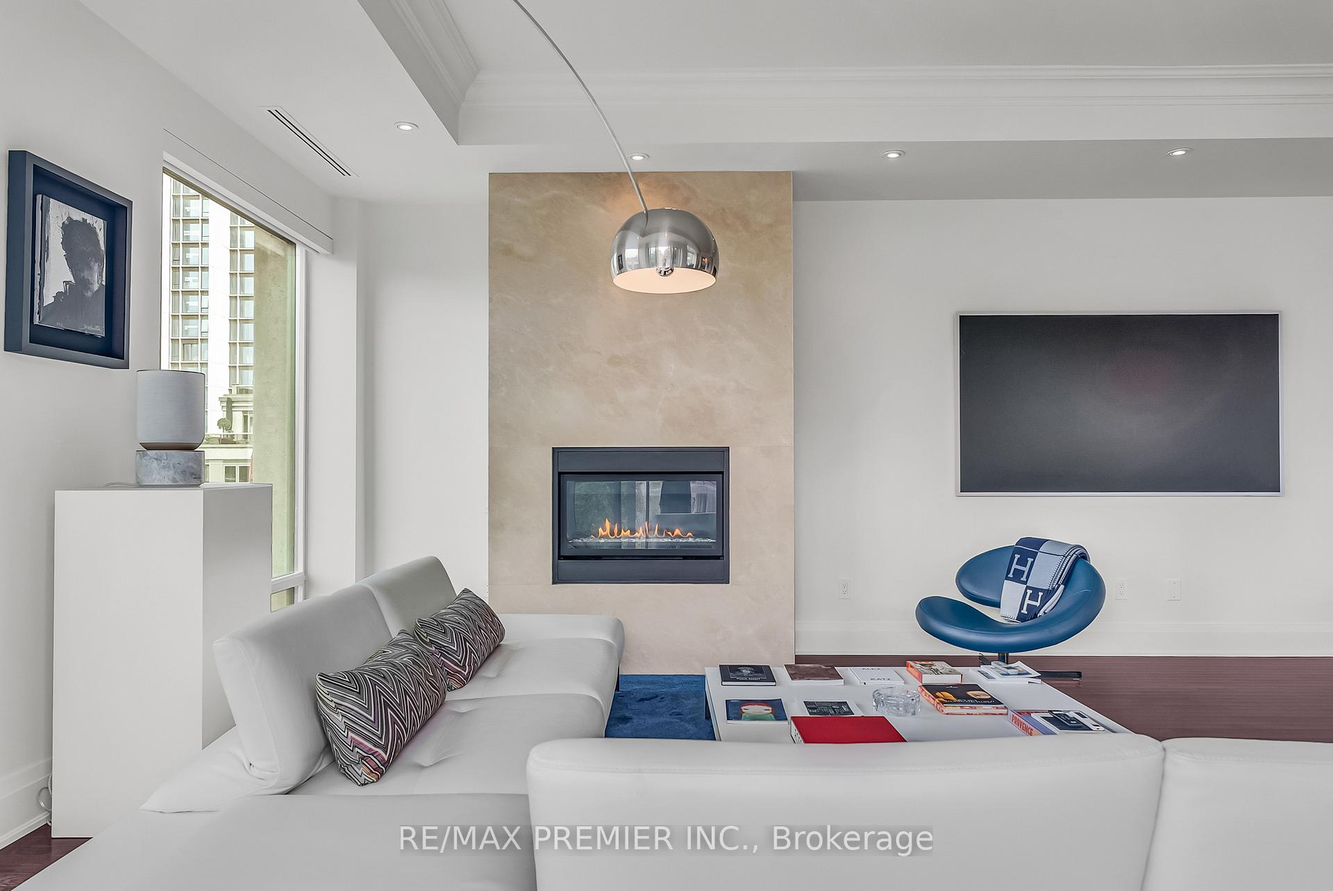 80 Yorkville Avenue 502, Toronto Unit: 502
