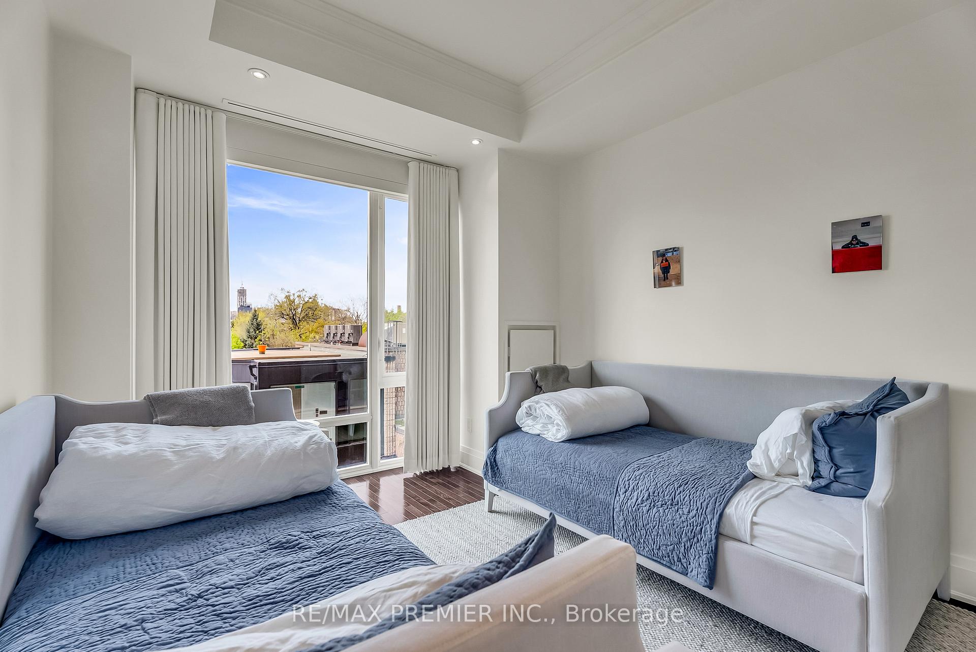 80 Yorkville Avenue 502, Toronto Unit: 502