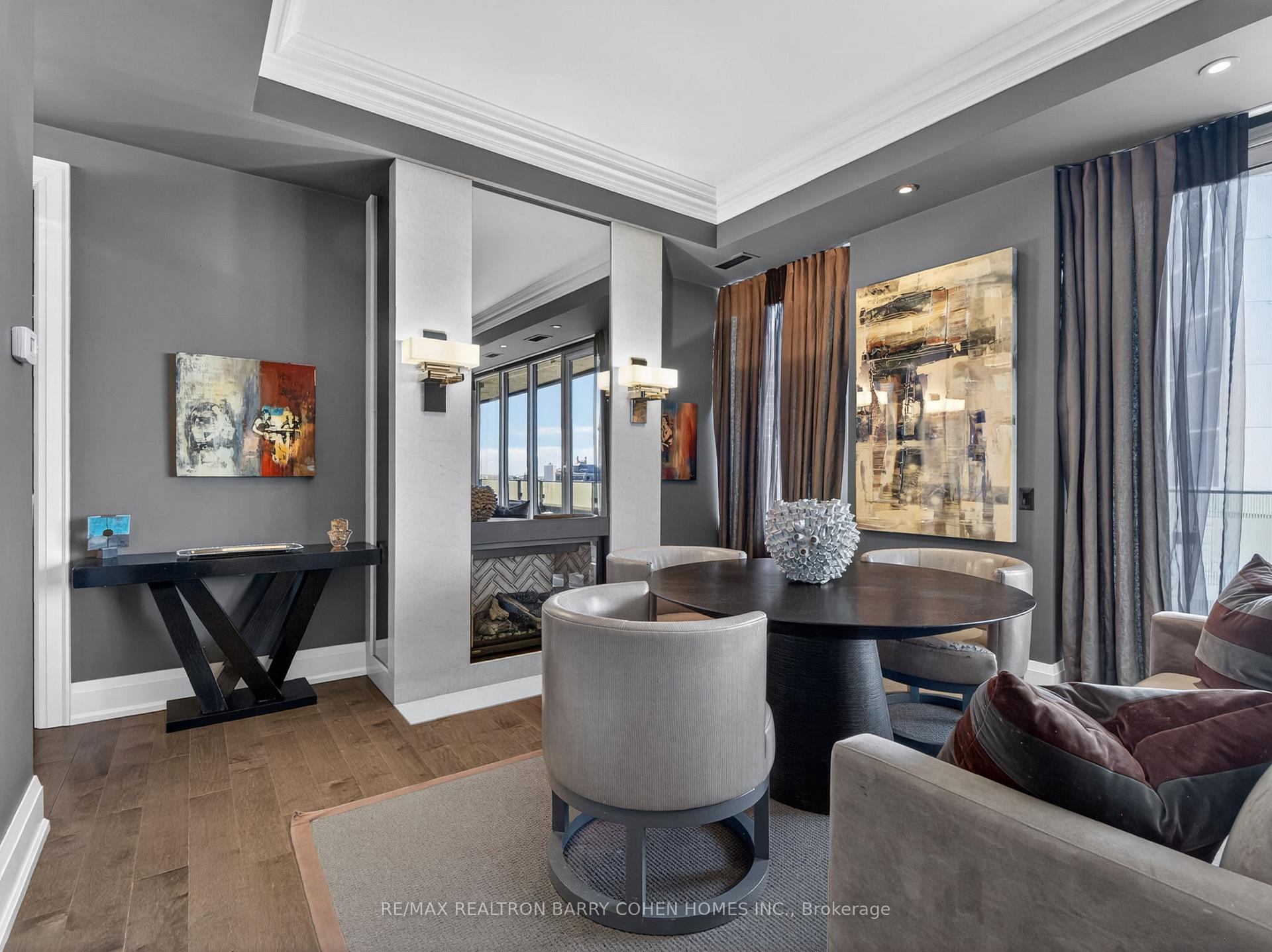 88 Davenport Road 1202, Toronto Unit: 1202