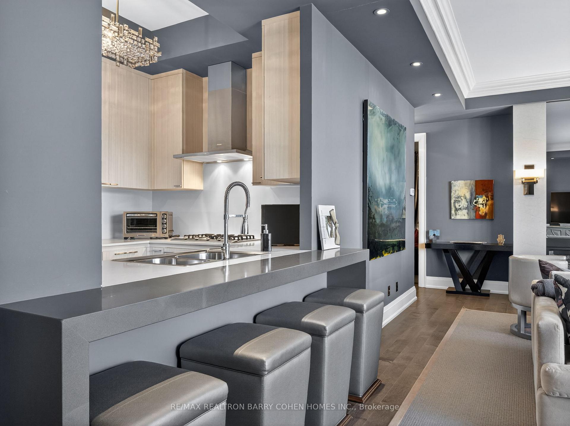 88 Davenport Road 1202, Toronto Unit: 1202