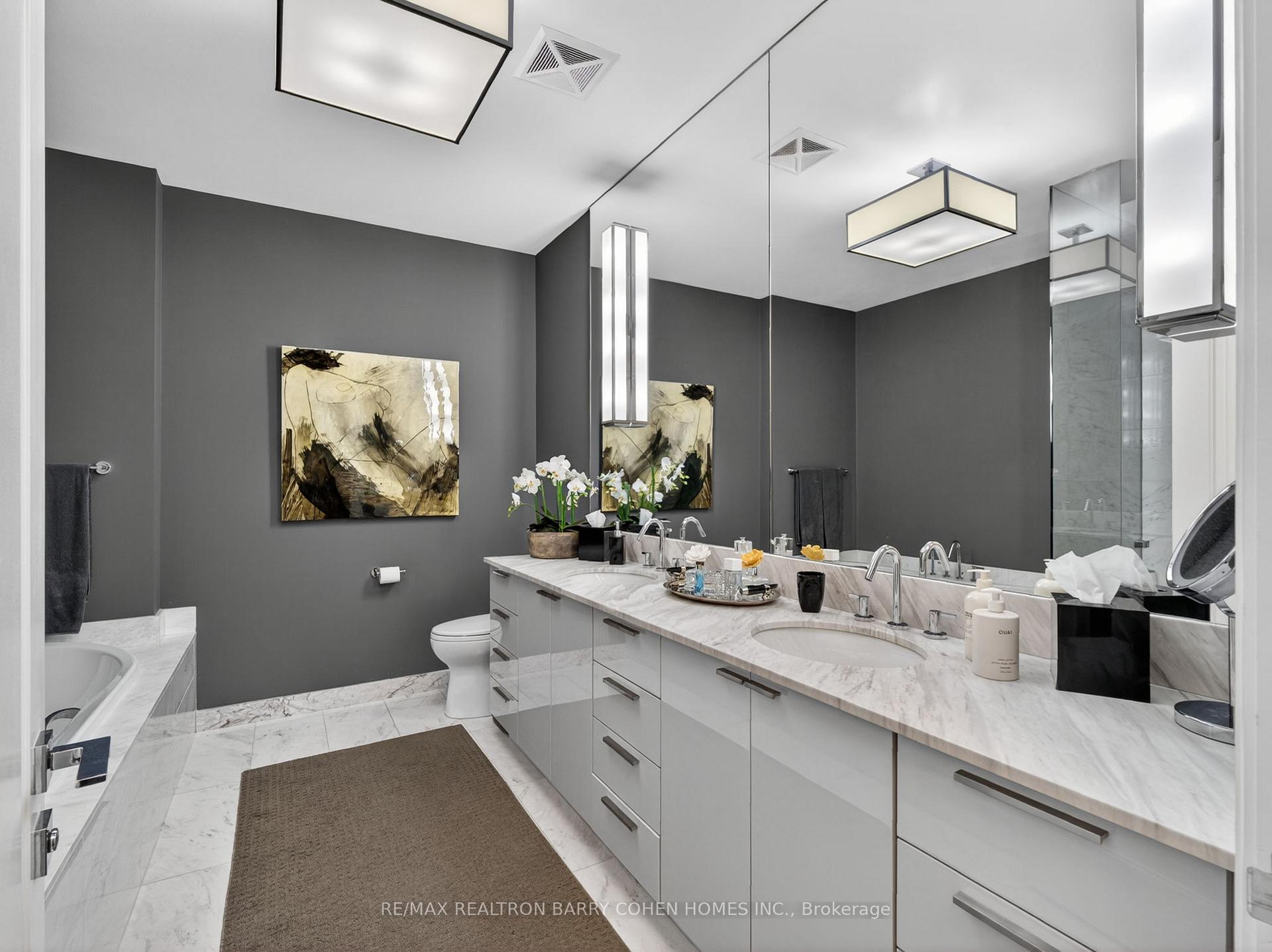 88 Davenport Road 1202, Toronto Unit: 1202