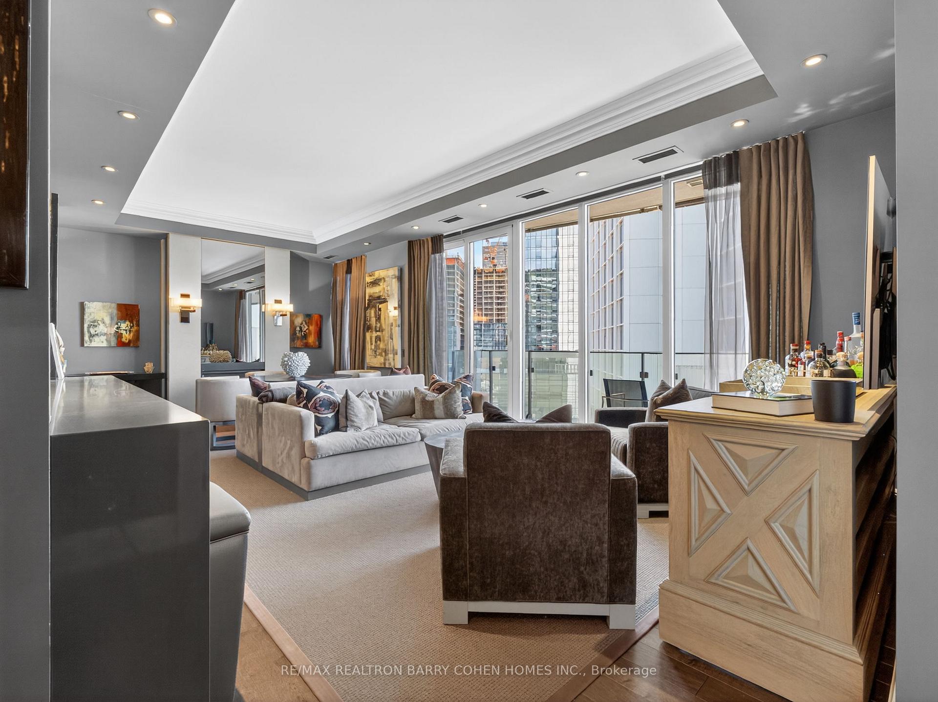 88 Davenport Road 1202, Toronto Unit: 1202