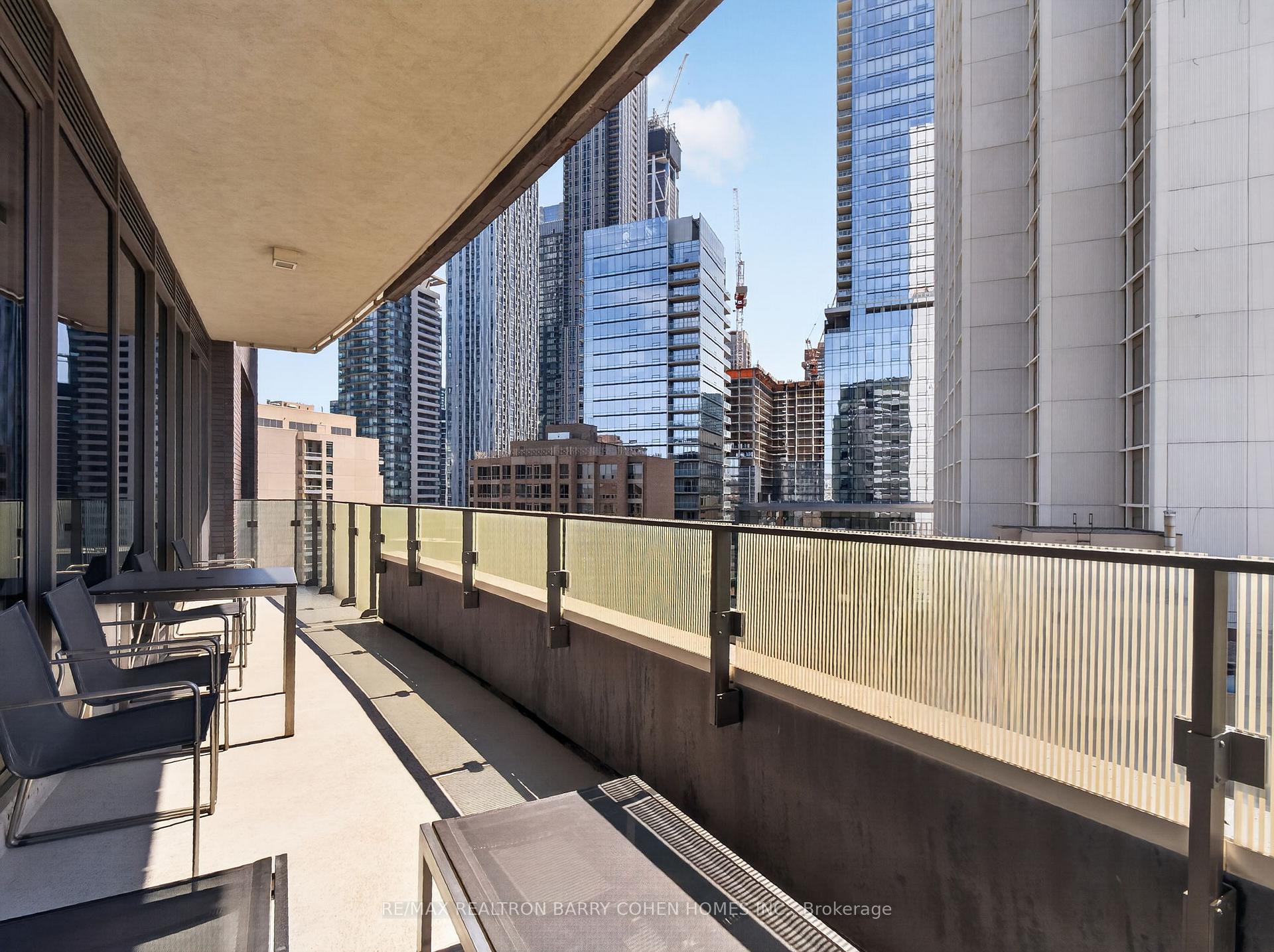 88 Davenport Road 1202, Toronto Unit: 1202