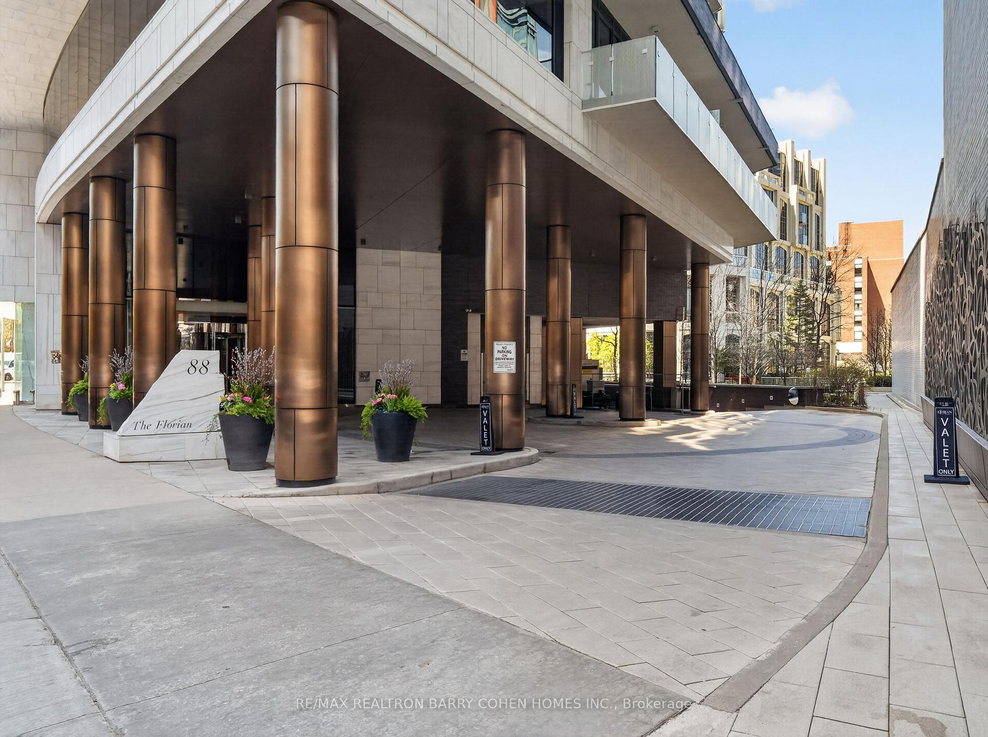 88 Davenport Road 1202, Toronto Unit: 1202