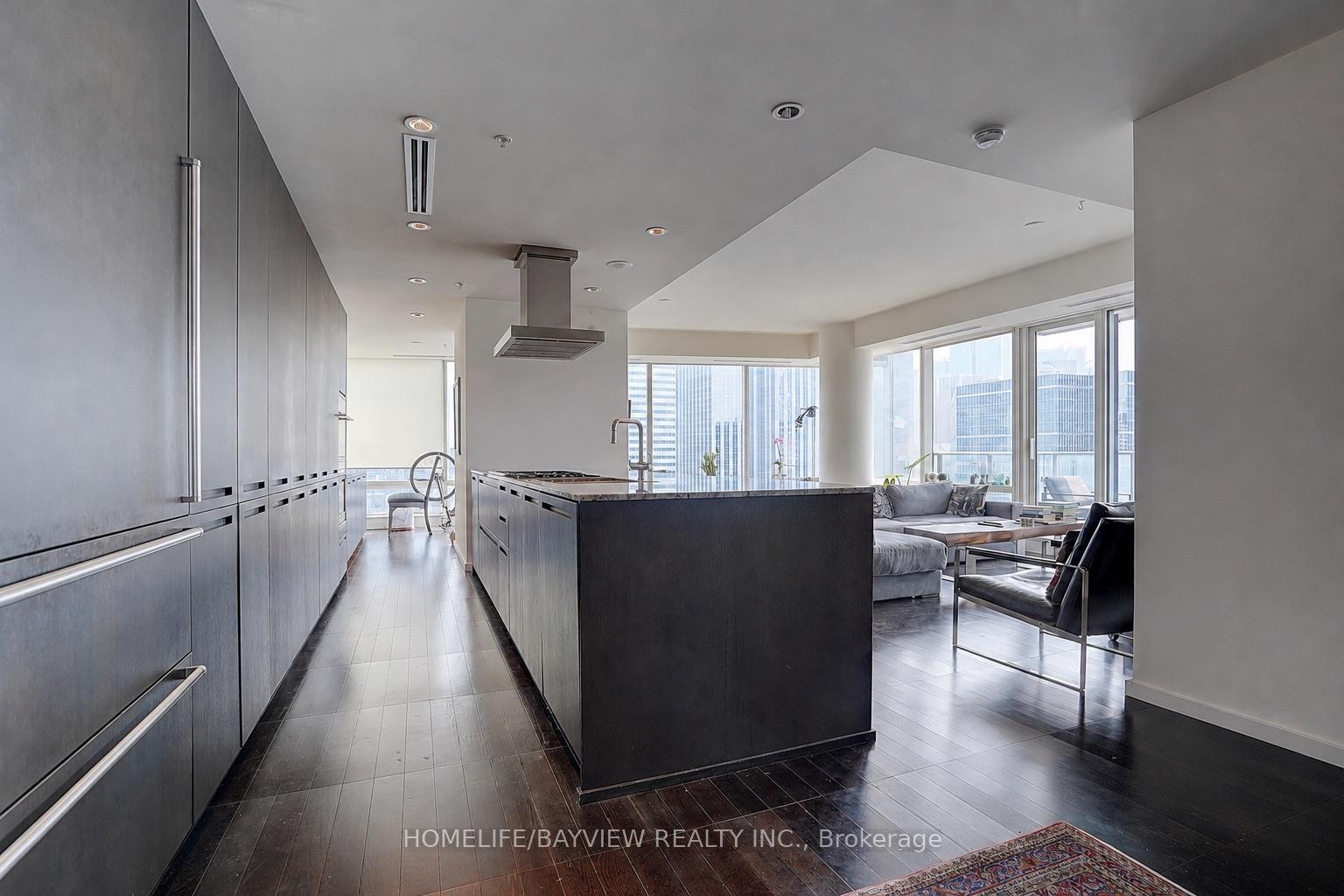 180 University Avenue 3509, Toronto Unit: 3509