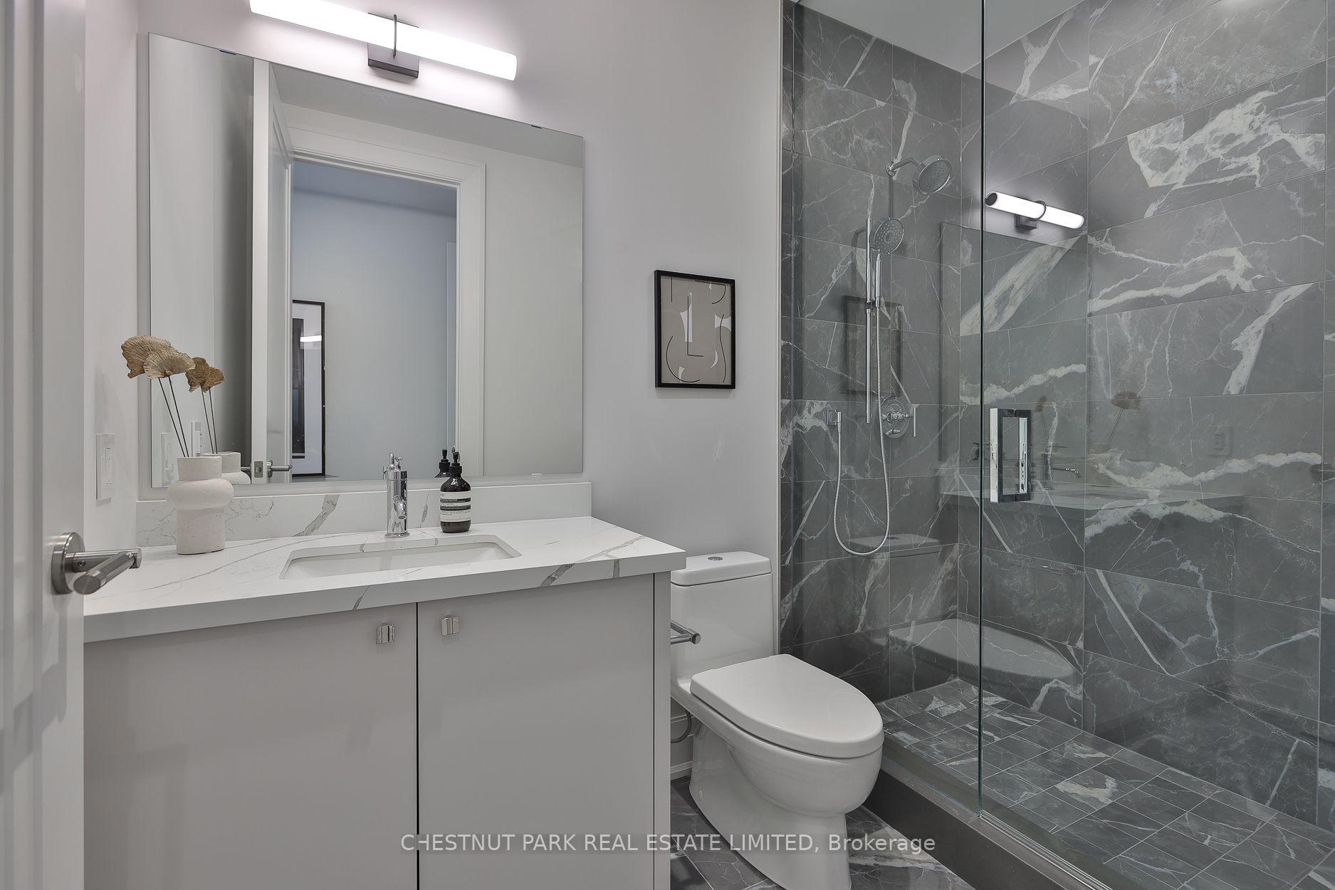 10 Prince Arthur Avenue 404, Toronto Unit: 404
