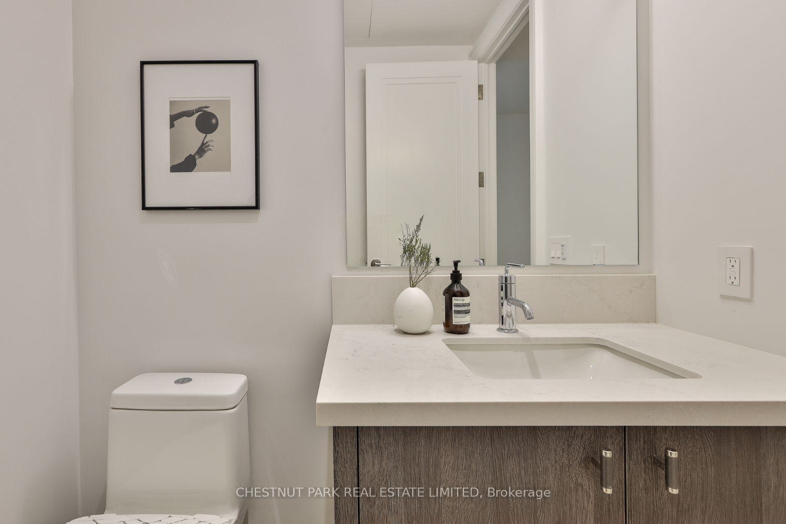 10 Prince Arthur Avenue 404, Toronto Unit: 404