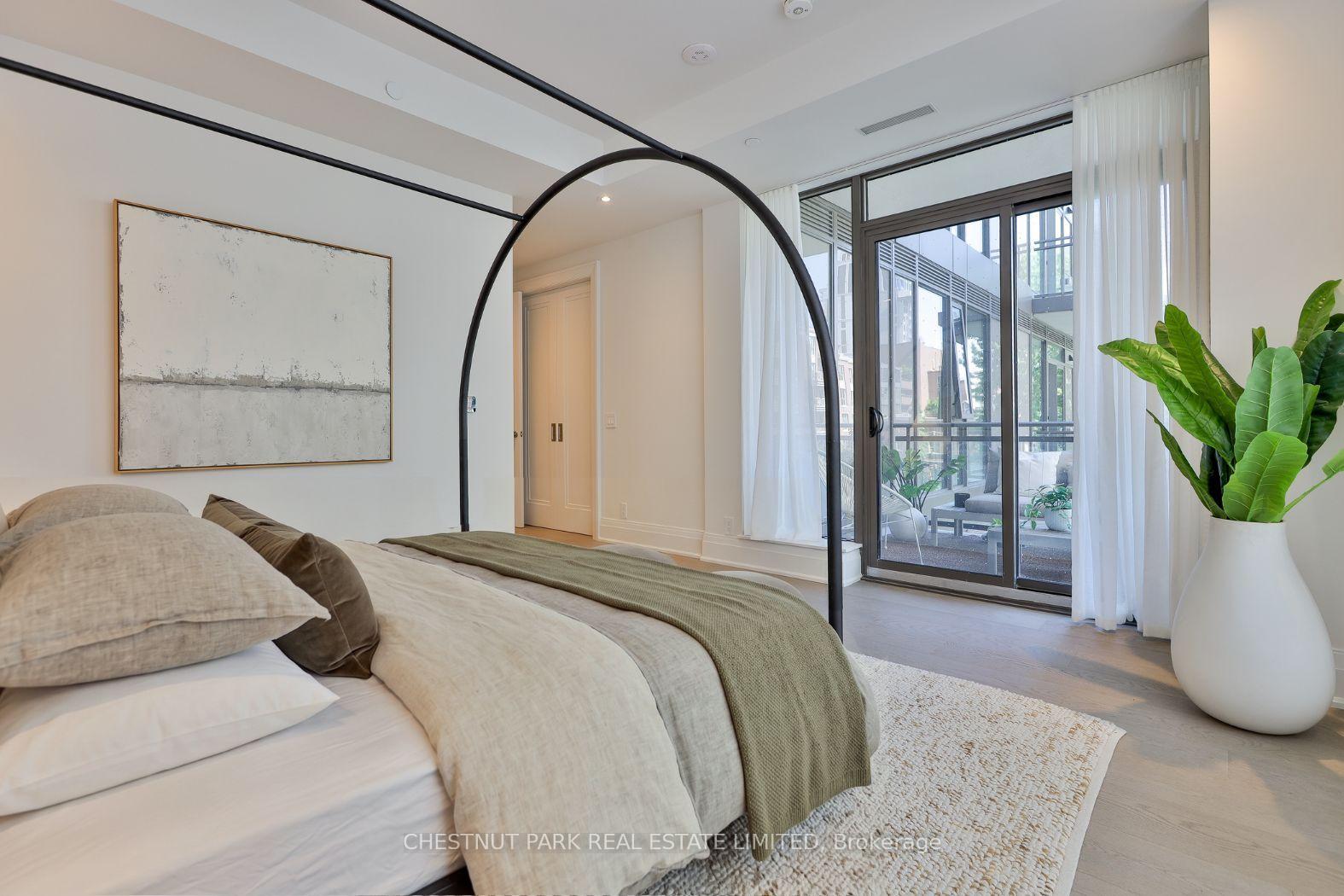 10 Prince Arthur Avenue 404, Toronto Unit: 404