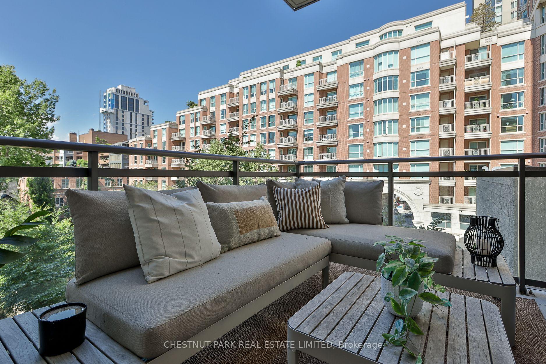 10 Prince Arthur Avenue 404, Toronto Unit: 404