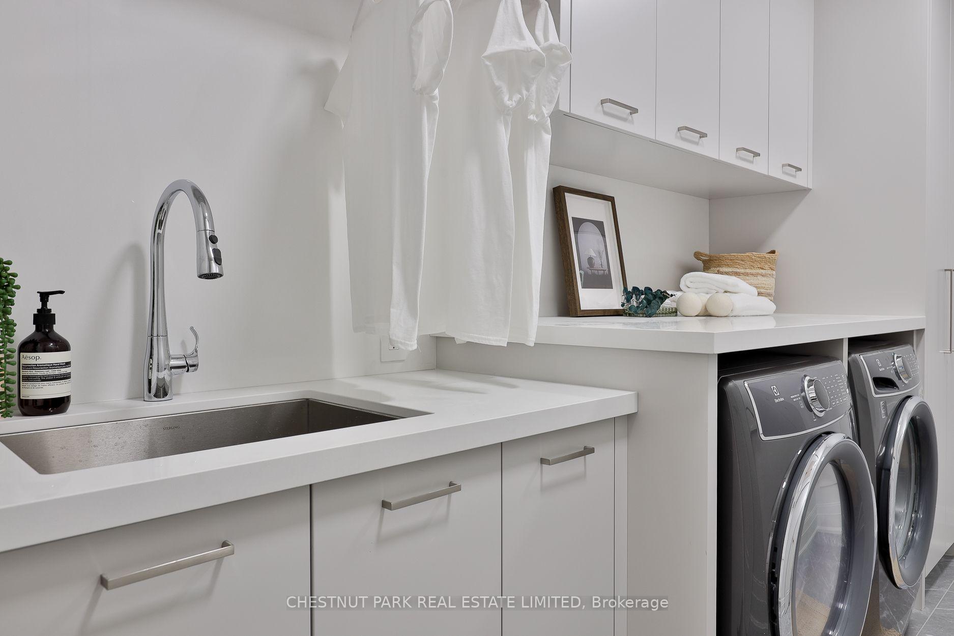 10 Prince Arthur Avenue 404, Toronto Unit: 404
