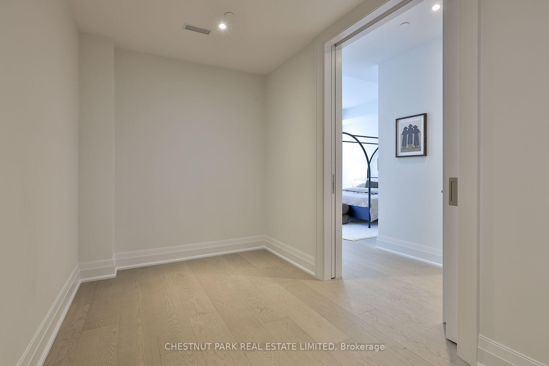 10 Prince Arthur Avenue 404, Toronto Unit: 404