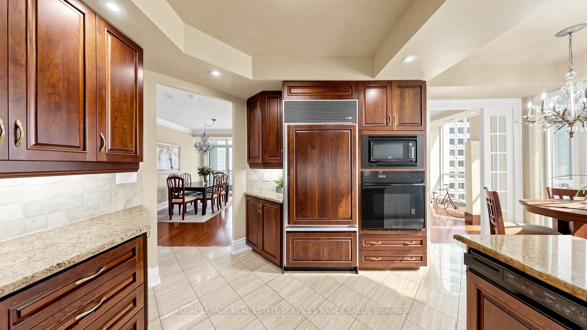 10 Bellair Street 802, Toronto Unit: 802