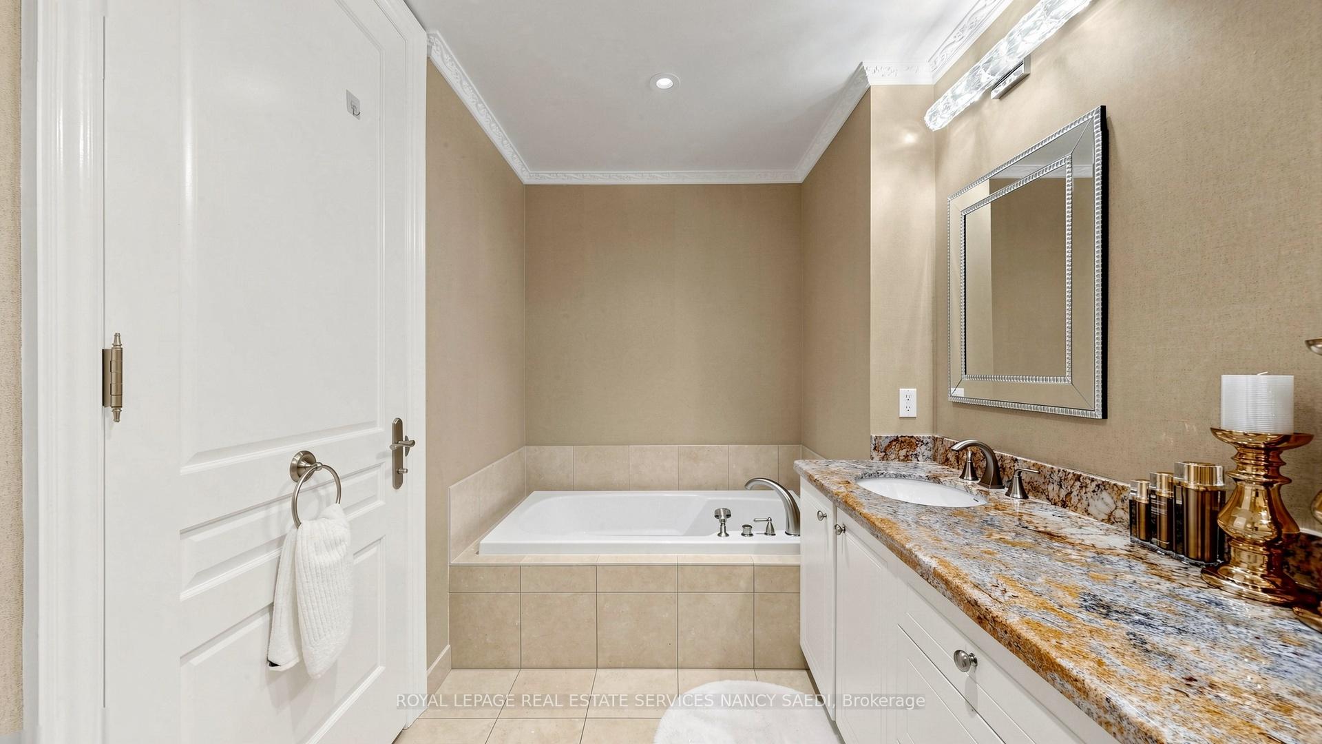 10 Bellair Street 802, Toronto Unit: 802
