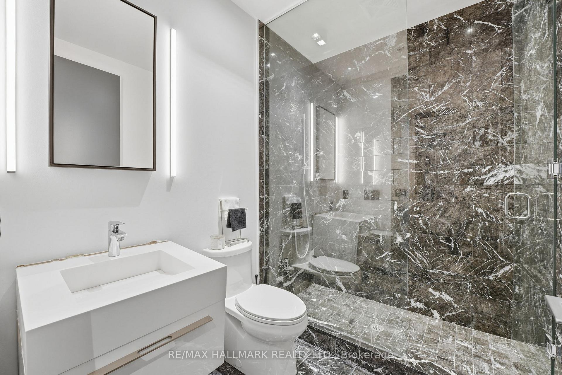 199 Richmond Street W PH101, Toronto Unit: PH101