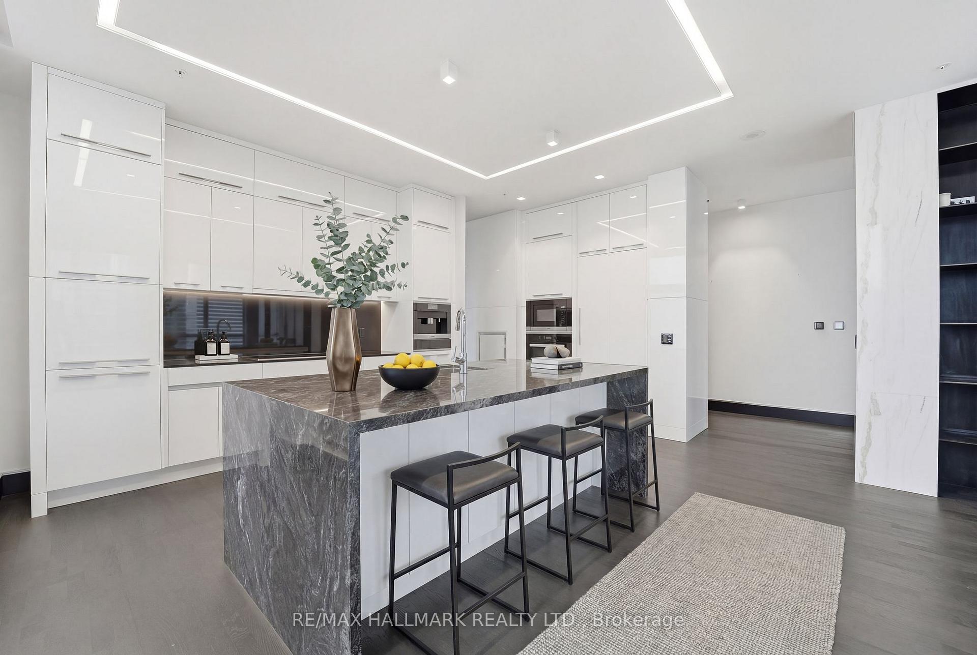 199 Richmond Street W PH101, Toronto Unit: PH101