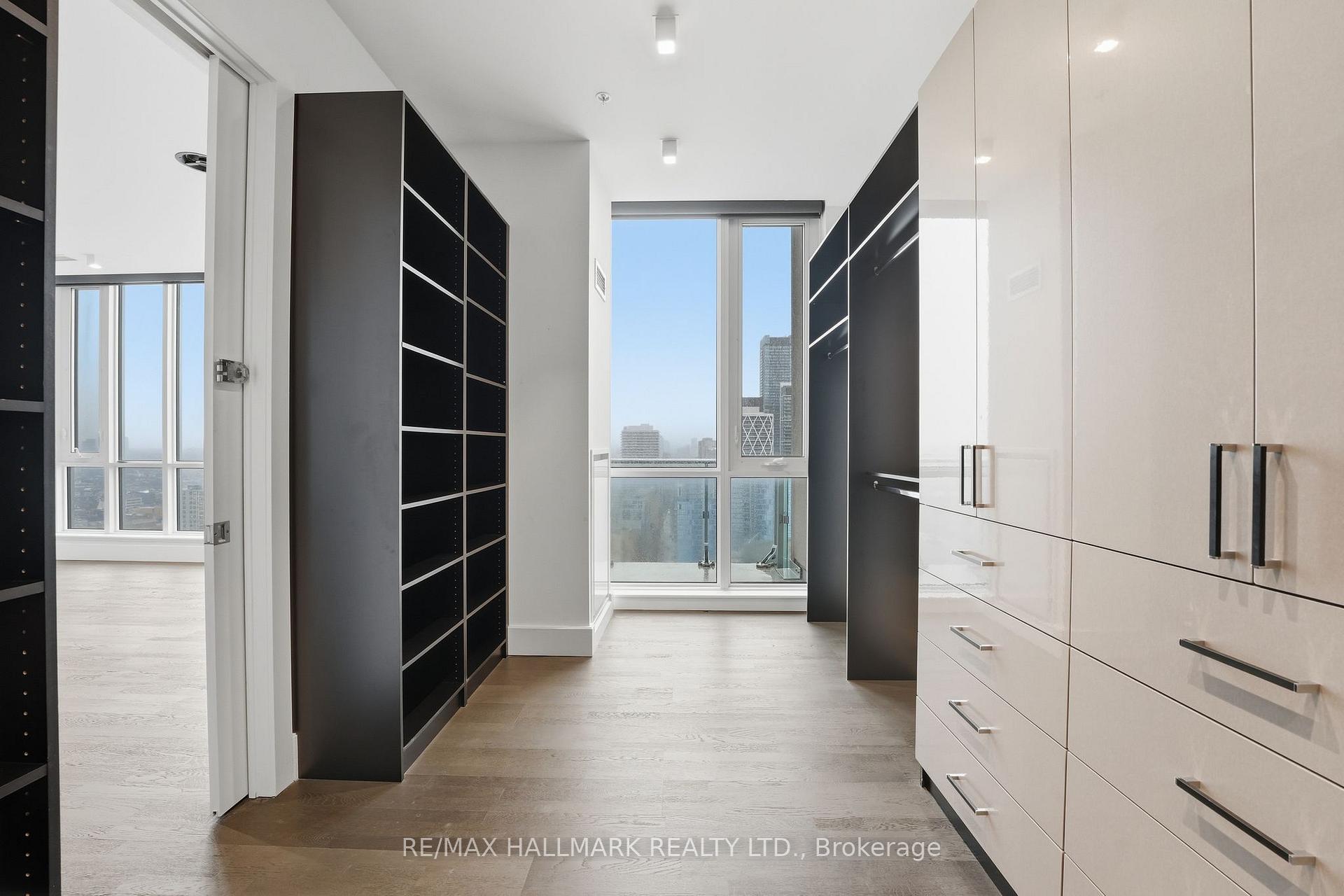 199 Richmond Street W PH101, Toronto Unit: PH101
