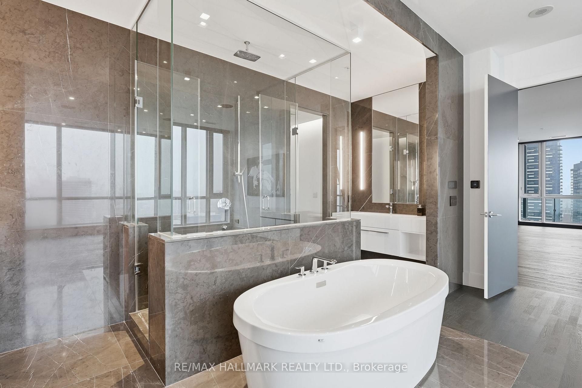 199 Richmond Street W PH101, Toronto Unit: PH101