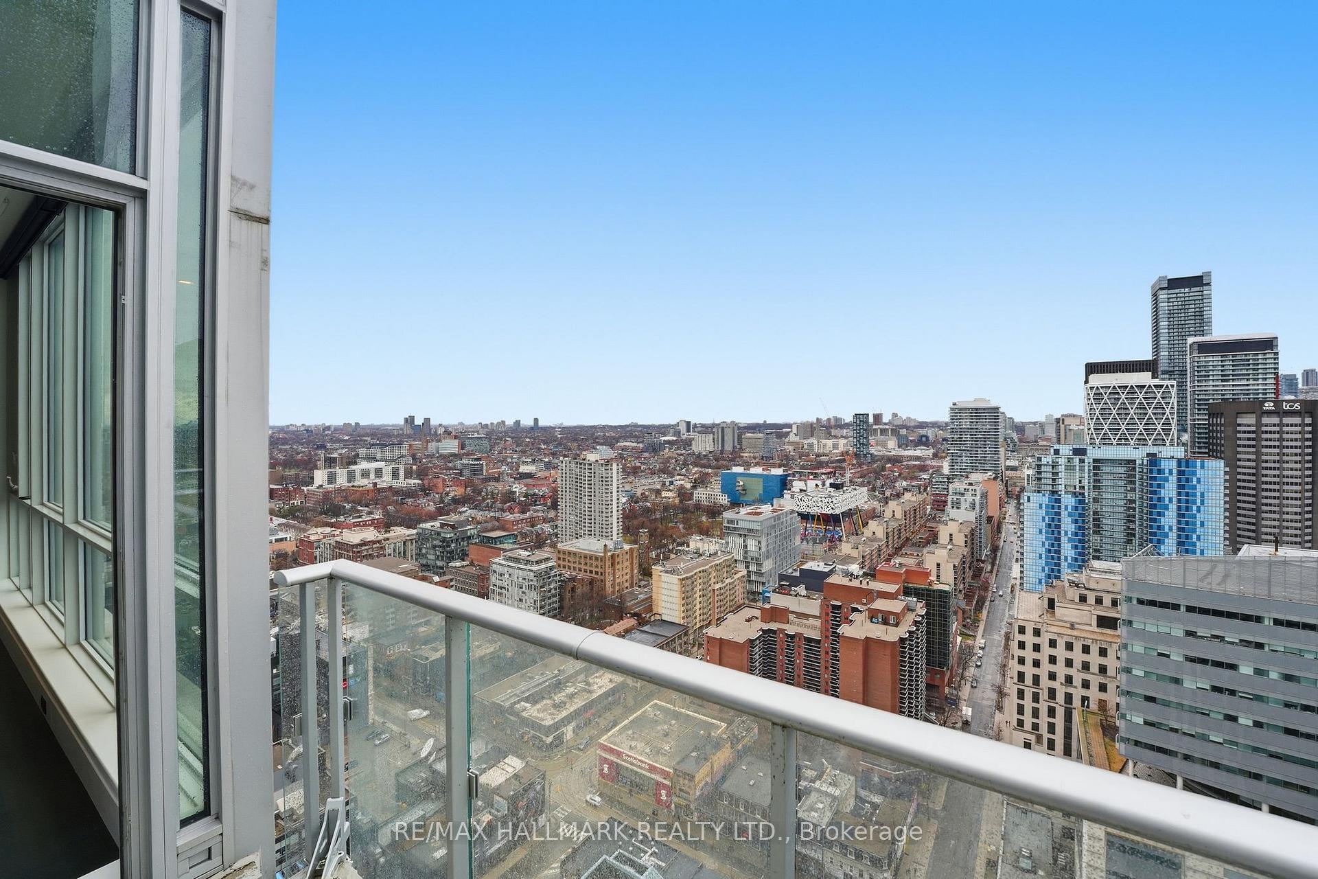 199 Richmond Street W PH101, Toronto Unit: PH101