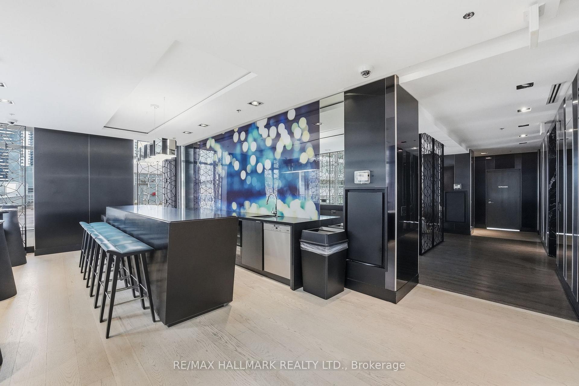 199 Richmond Street W PH101, Toronto Unit: PH101