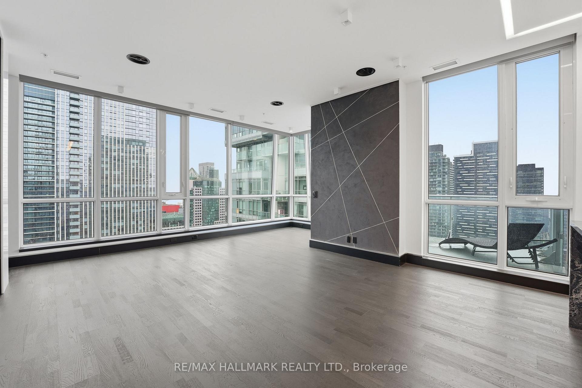 199 Richmond Street W PH101, Toronto Unit: PH101