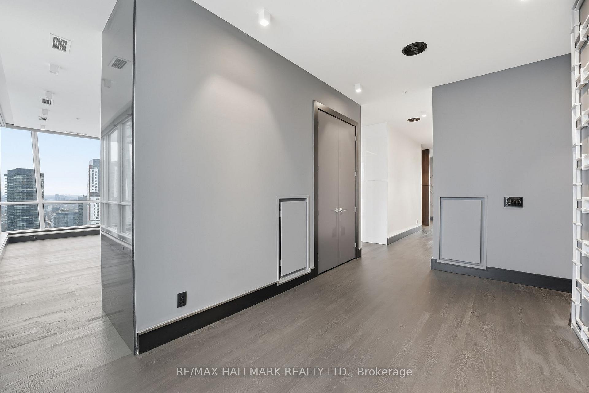 199 Richmond Street W PH101, Toronto Unit: PH101