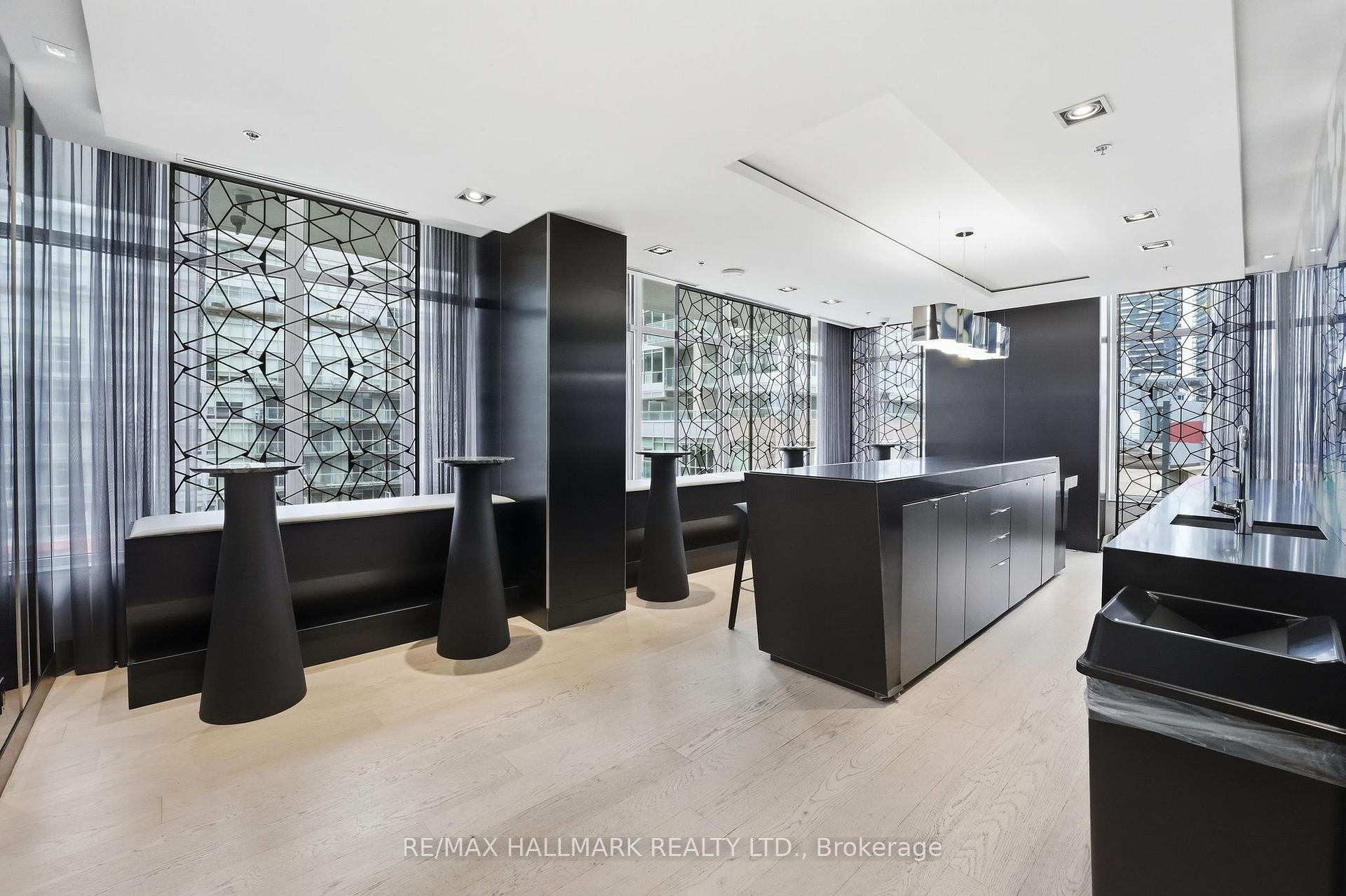 199 Richmond Street W PH101, Toronto Unit: PH101