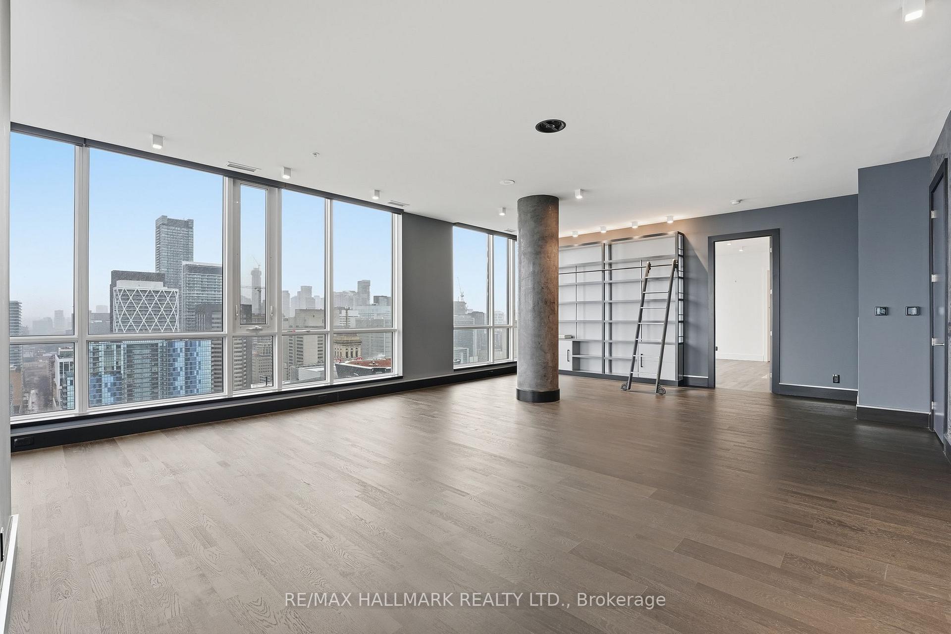 199 Richmond Street W PH101, Toronto Unit: PH101