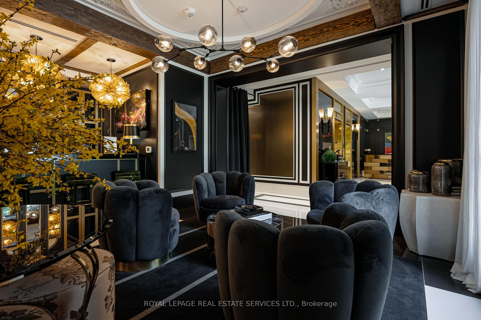 200 Russell Hill Road 203, Toronto Unit: 203