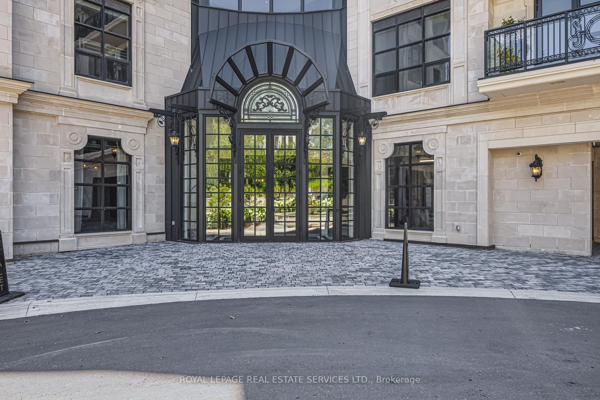 200 Russell Hill Road 203, Toronto Unit: 203