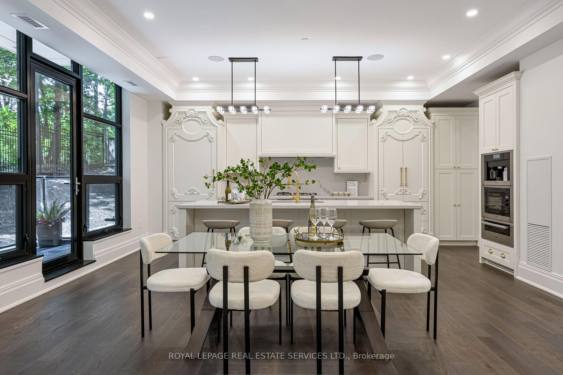 200 Russell Hill Road 203, Toronto Unit: 203
