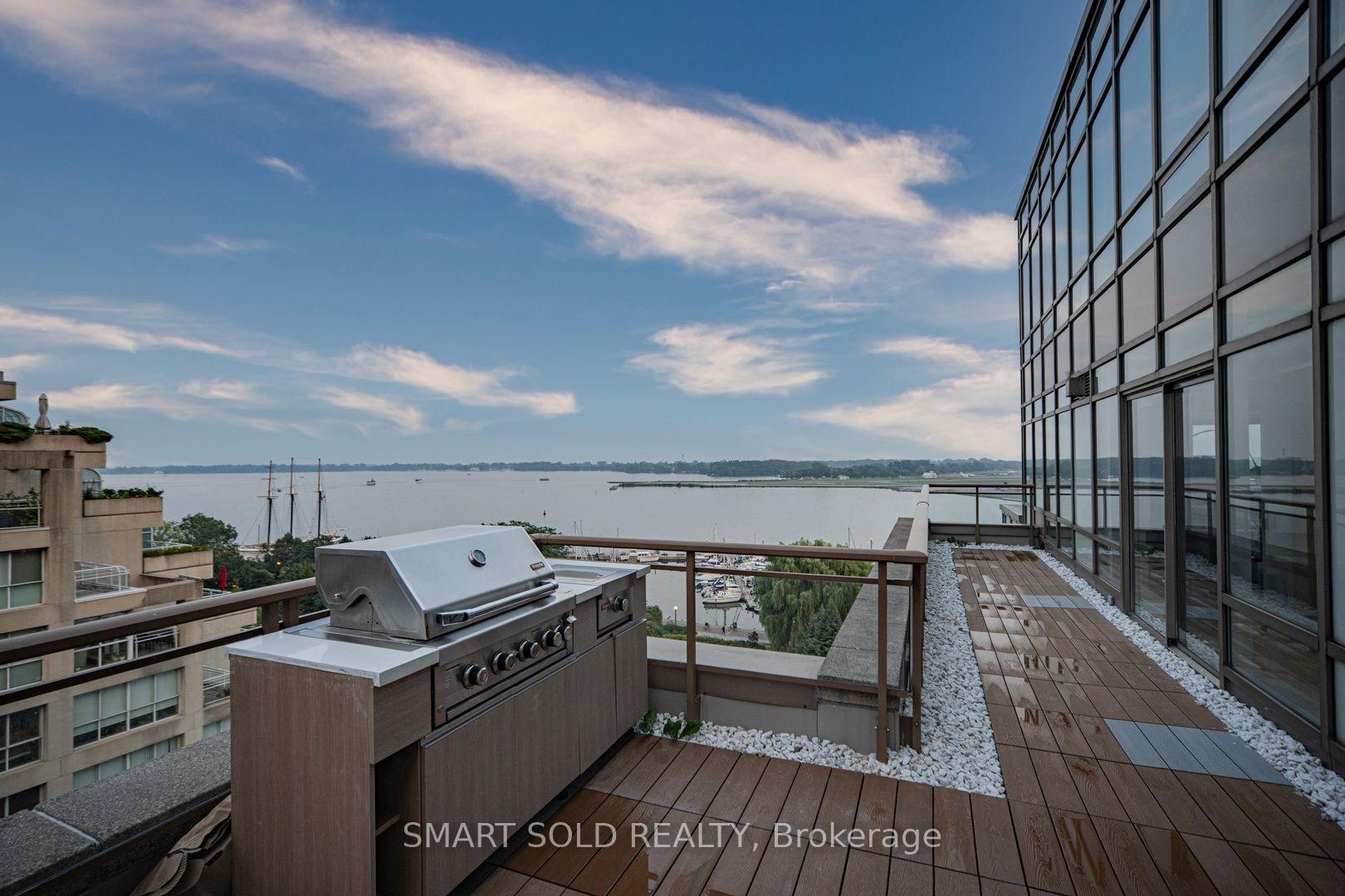 500 Queens Quay W Ph01E, Toronto Unit: Ph01E