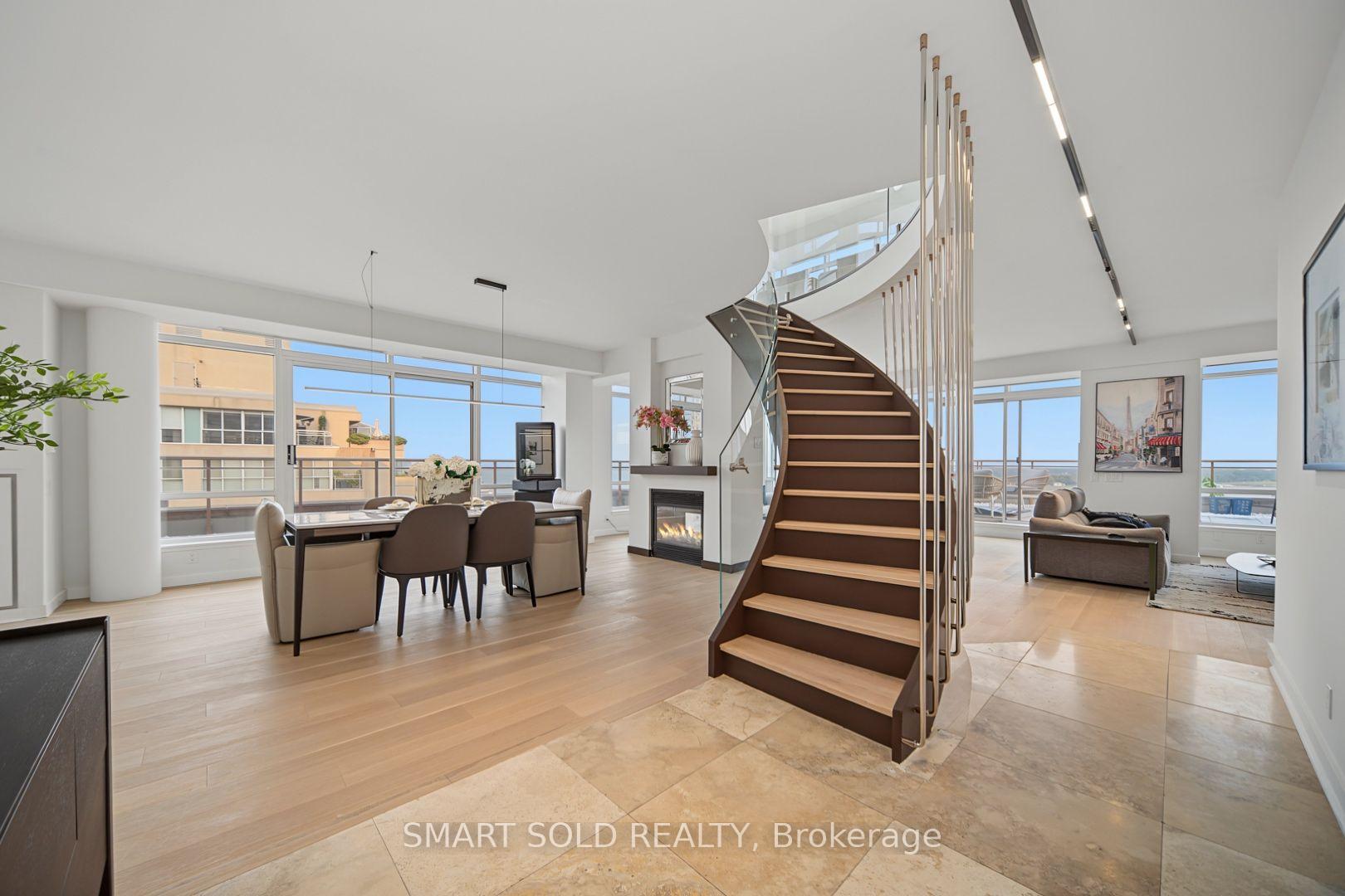 500 Queens Quay W Ph01E, Toronto Unit: Ph01E