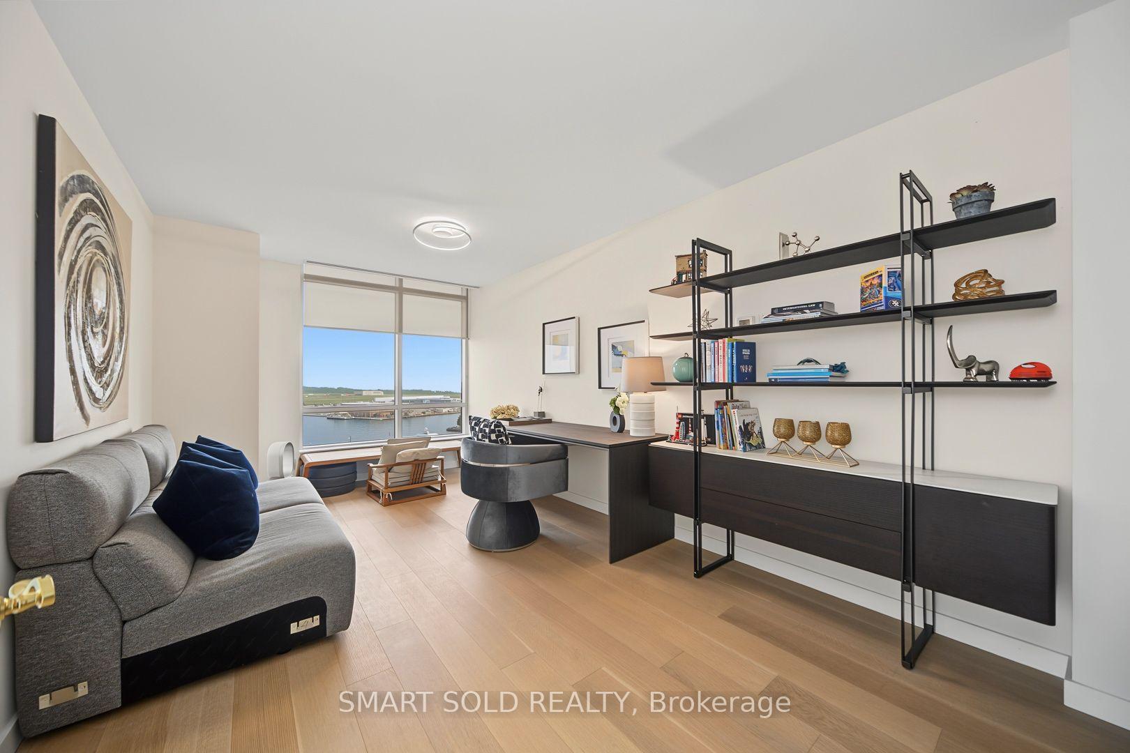 500 Queens Quay W Ph01E, Toronto Unit: Ph01E